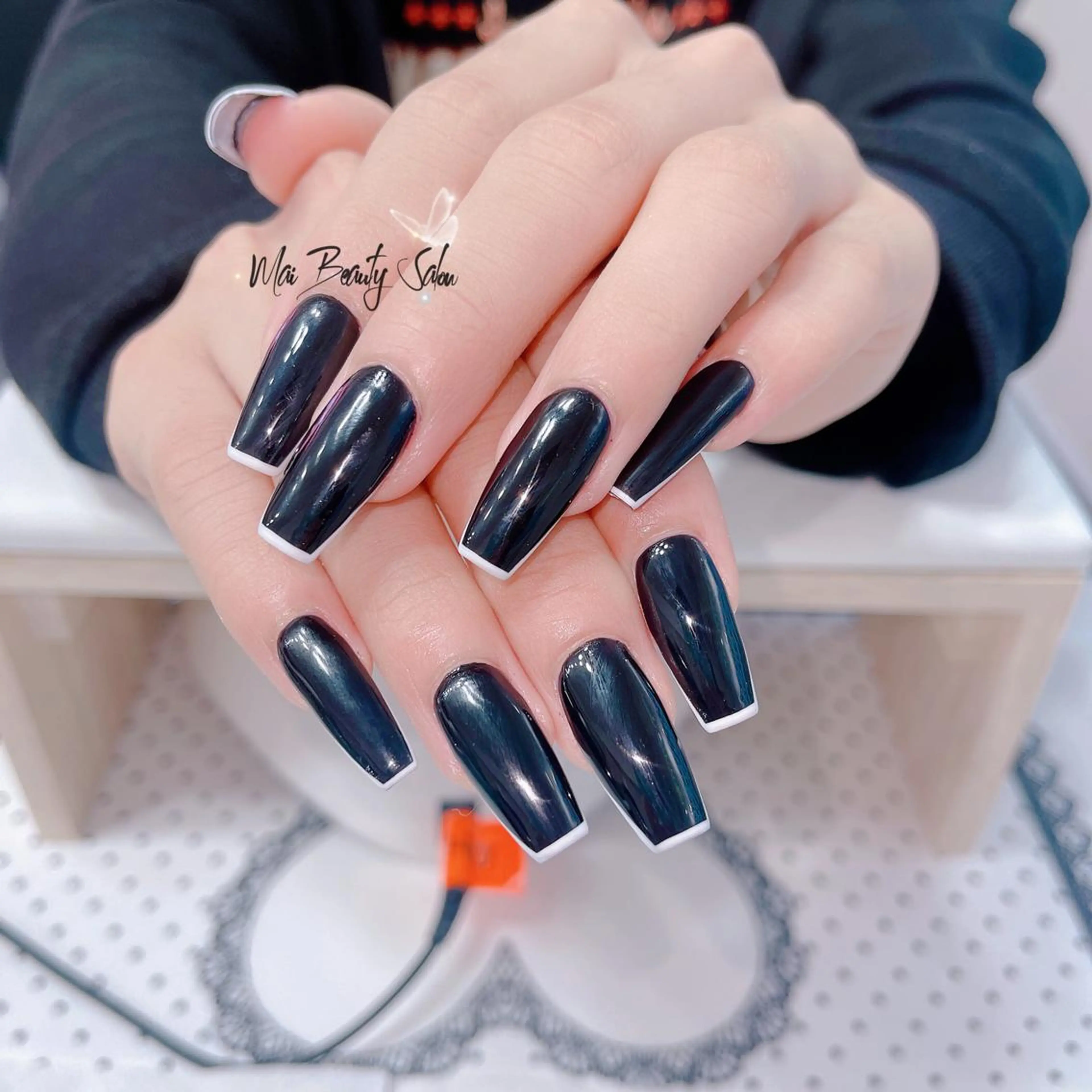 ネイル オーロラネイル 長さ出し フラッシュネイル フレンチネイル ジェルネイル MaiBeauty HaNaのネイルデザイン