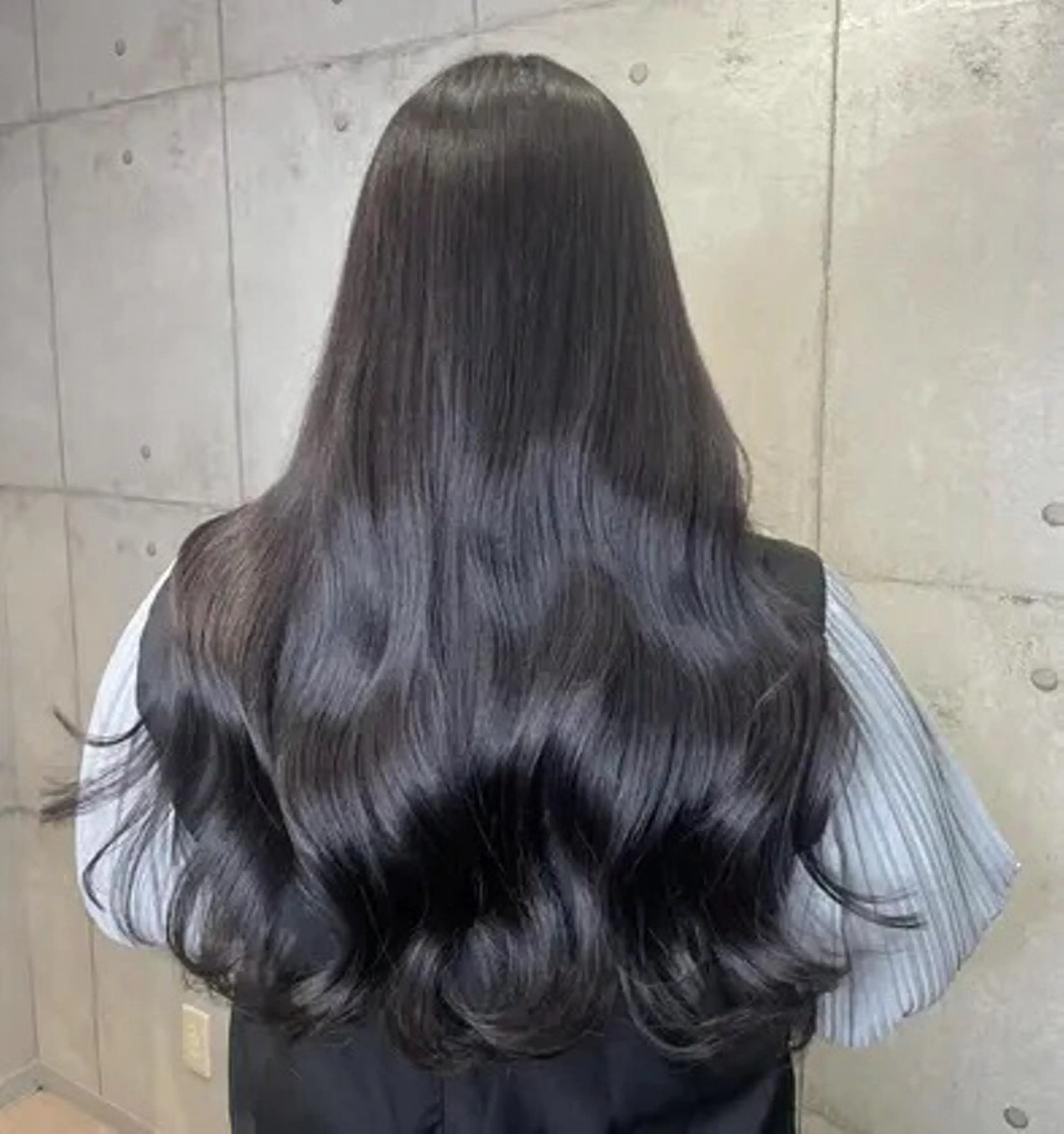 カラー newi 赤羽のヘアスタイル