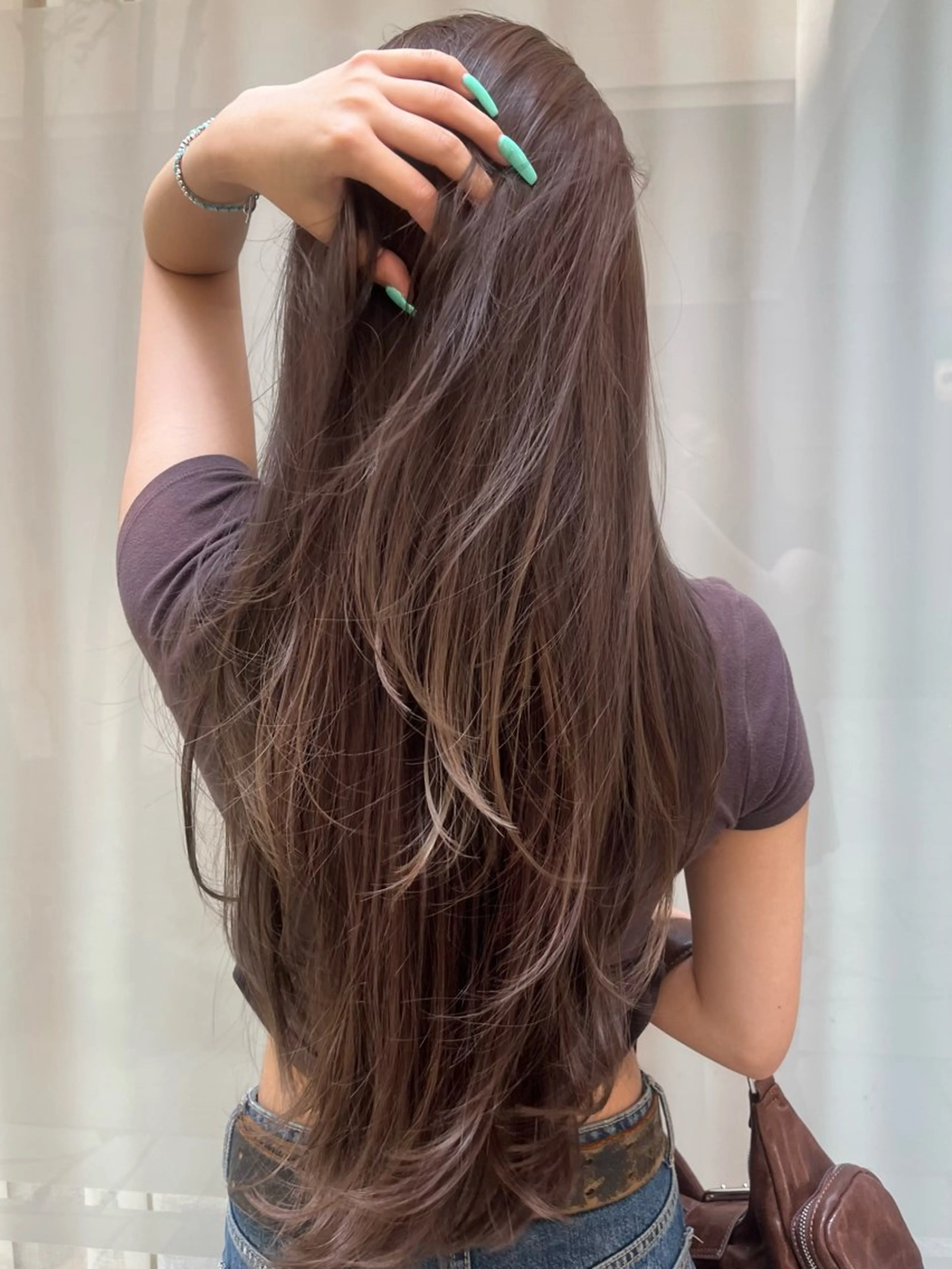 ロング カラー Fev AYAHAのヘアスタイル