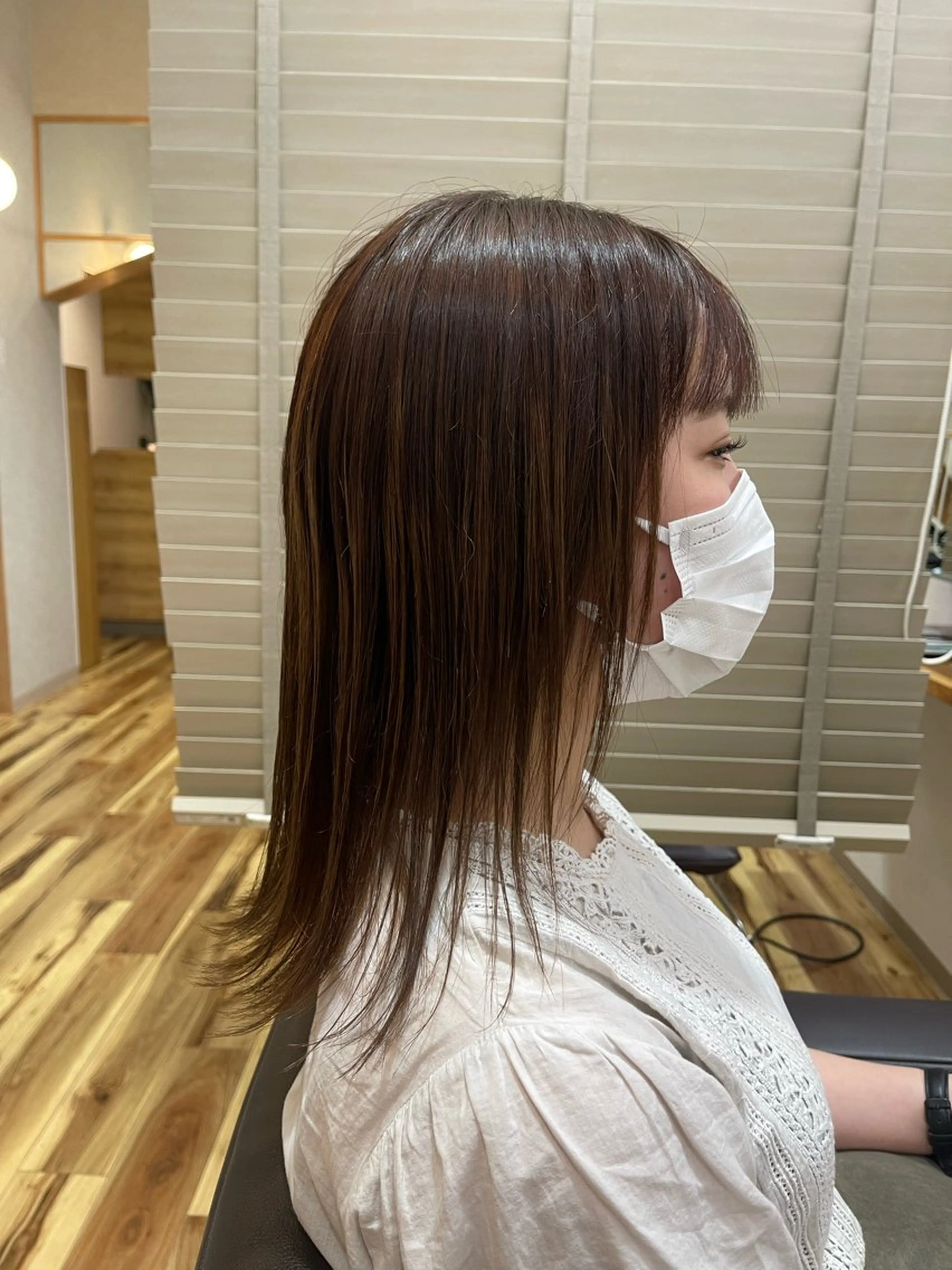 ロング カラー ベージュカラー オリーブベージュ 山口 美咲のヘアスタイル