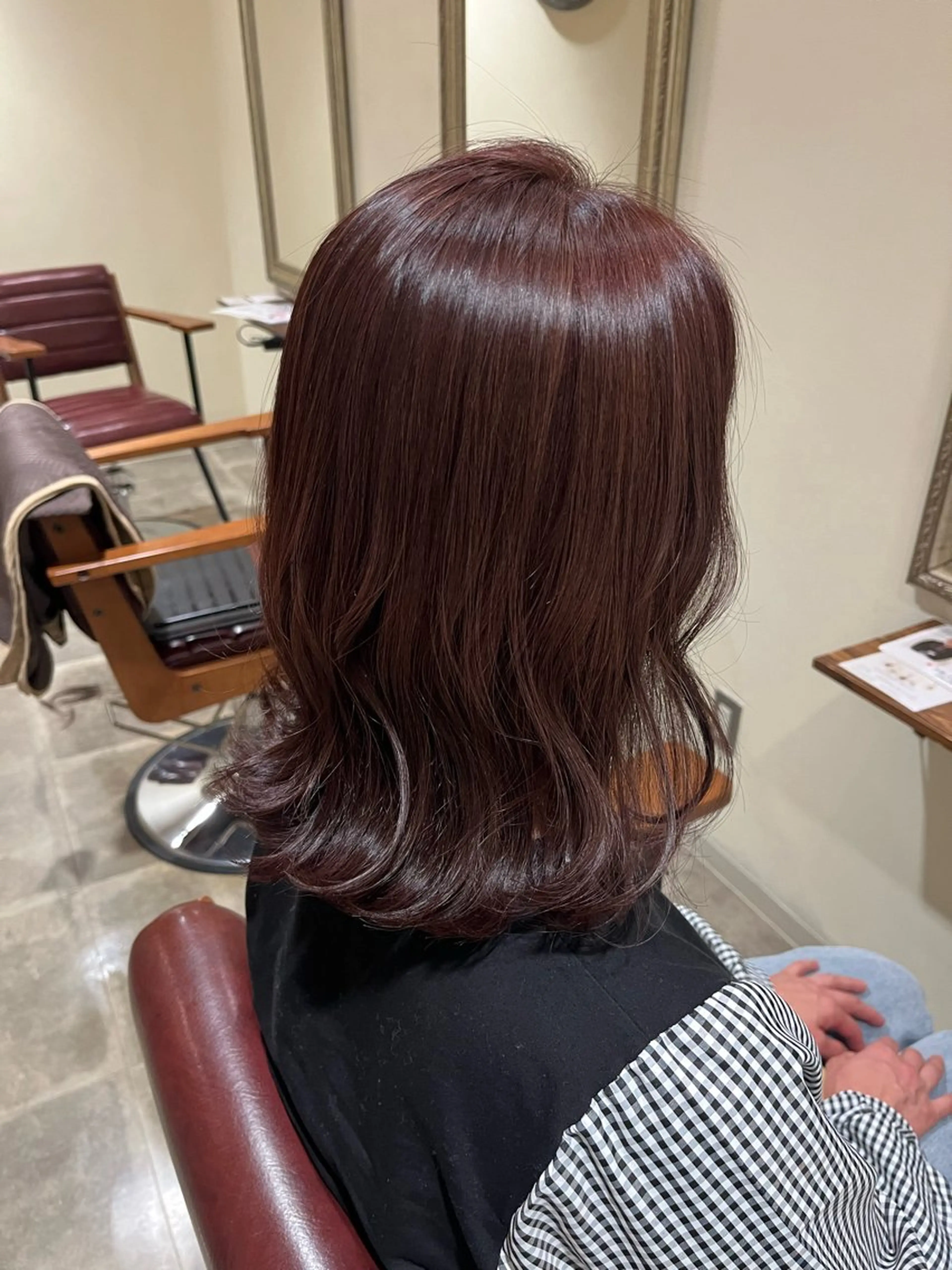 ミディアム カラー ヘアアレンジ ブラウンカラー ピンクカラー ピンクブラウン 西川 舞彩のヘアスタイル