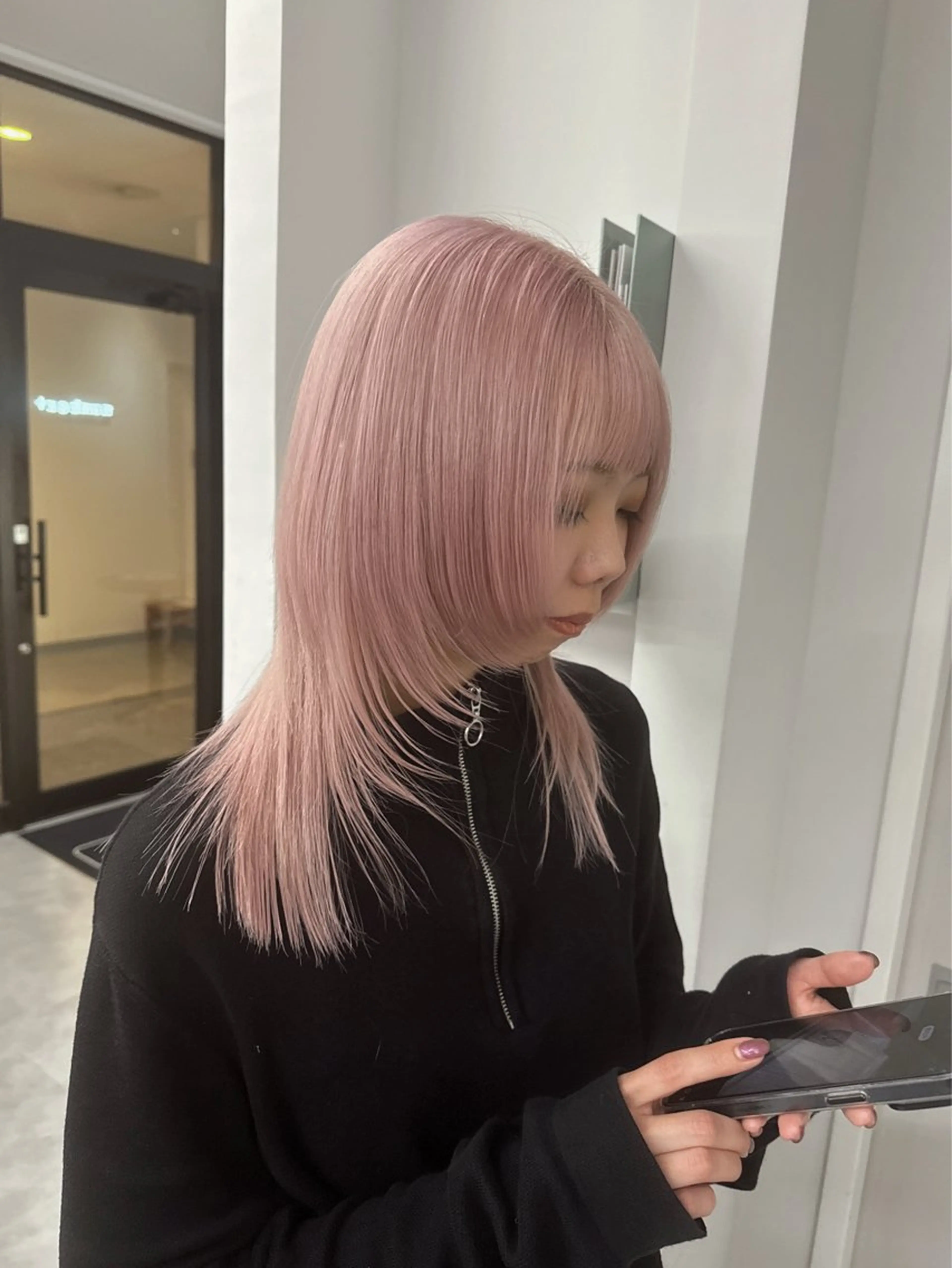 ミディアム ヘアカラー 中島 涼葉のヘアスタイル