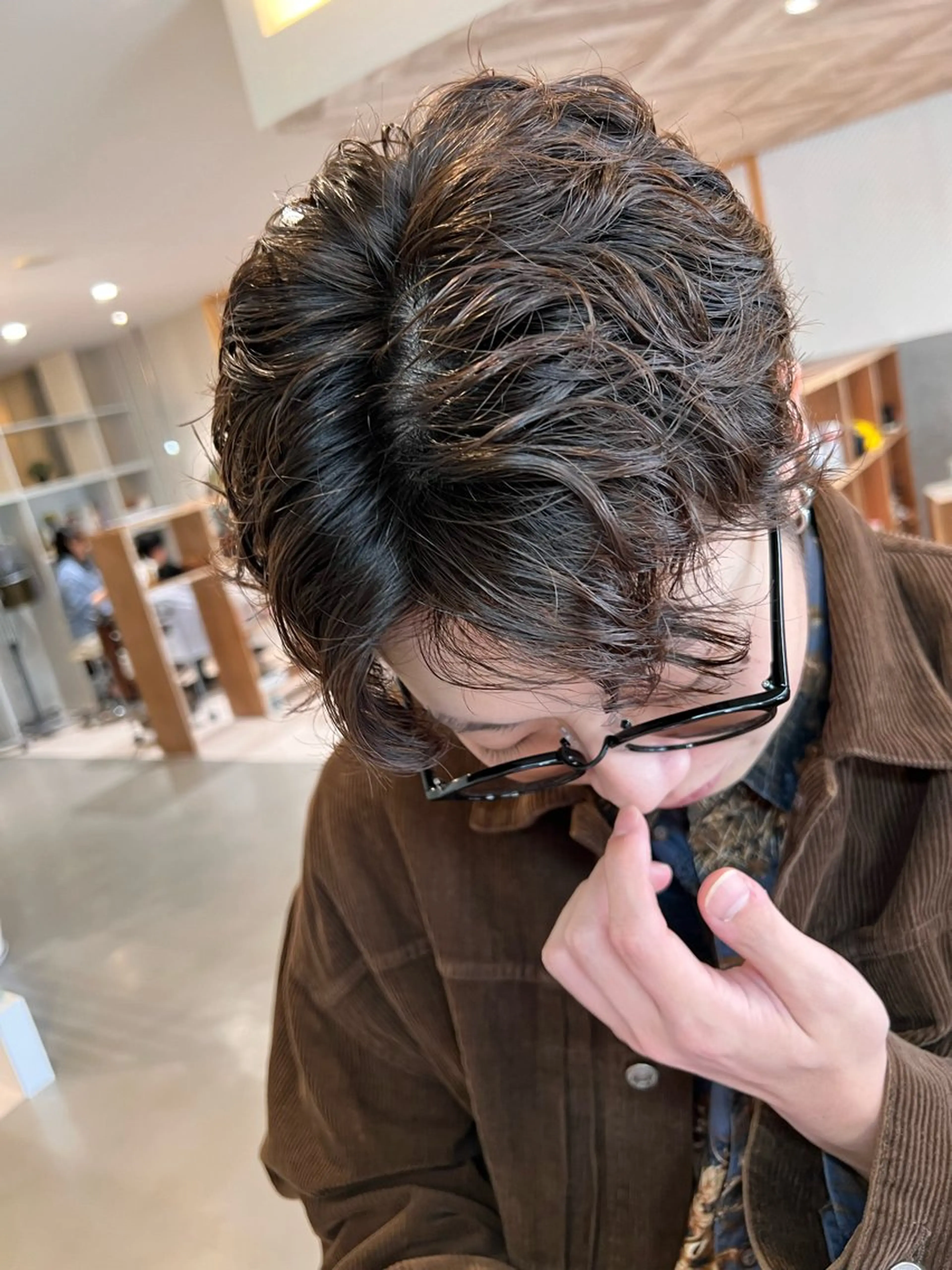 ミディアム パーマ メンズ特化西村 雄太のヘアスタイル