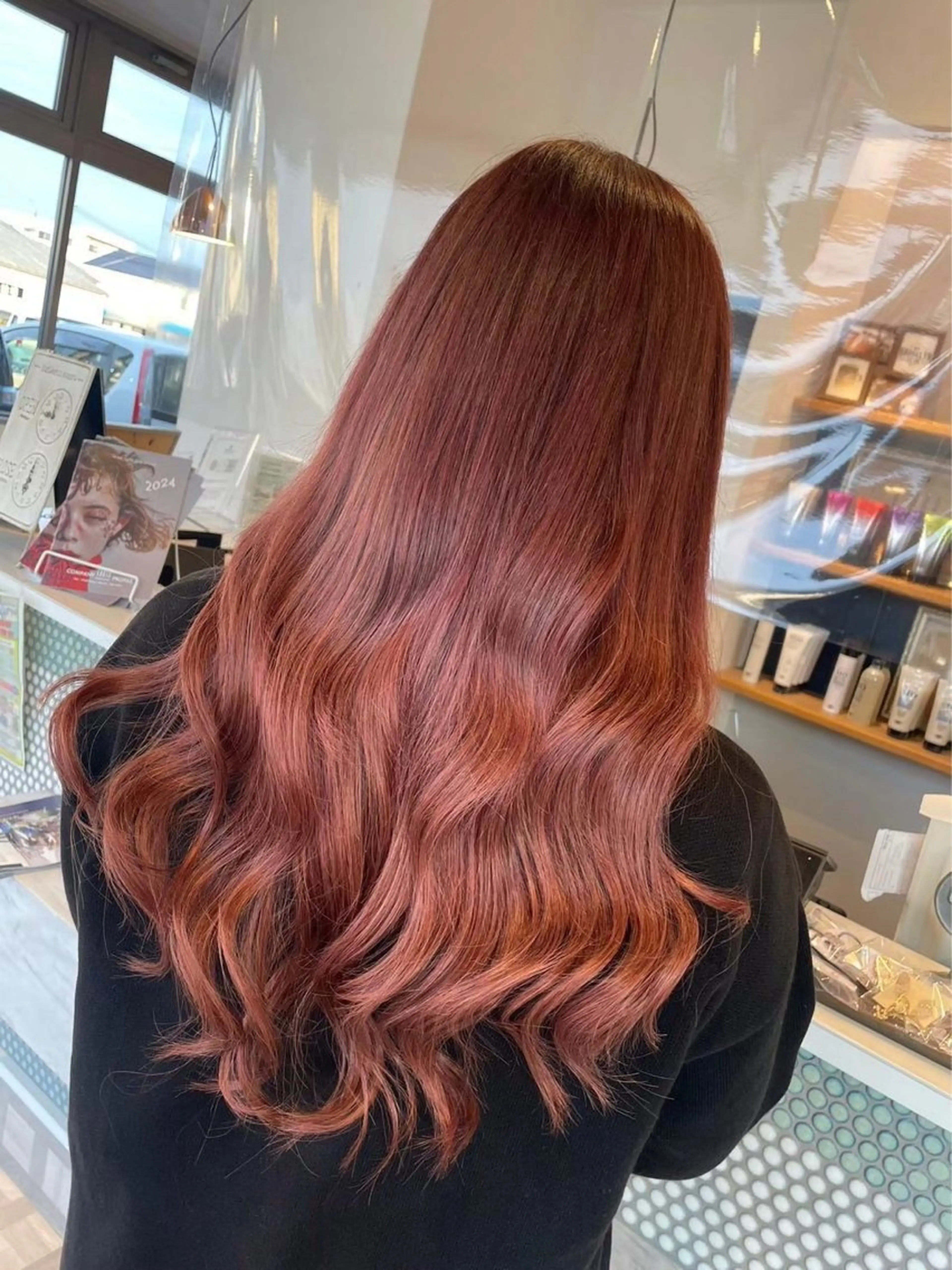 ロング カラー ヘアカラー 学生限定メニュー あり‼️鈴木咲千😸のヘアスタイル