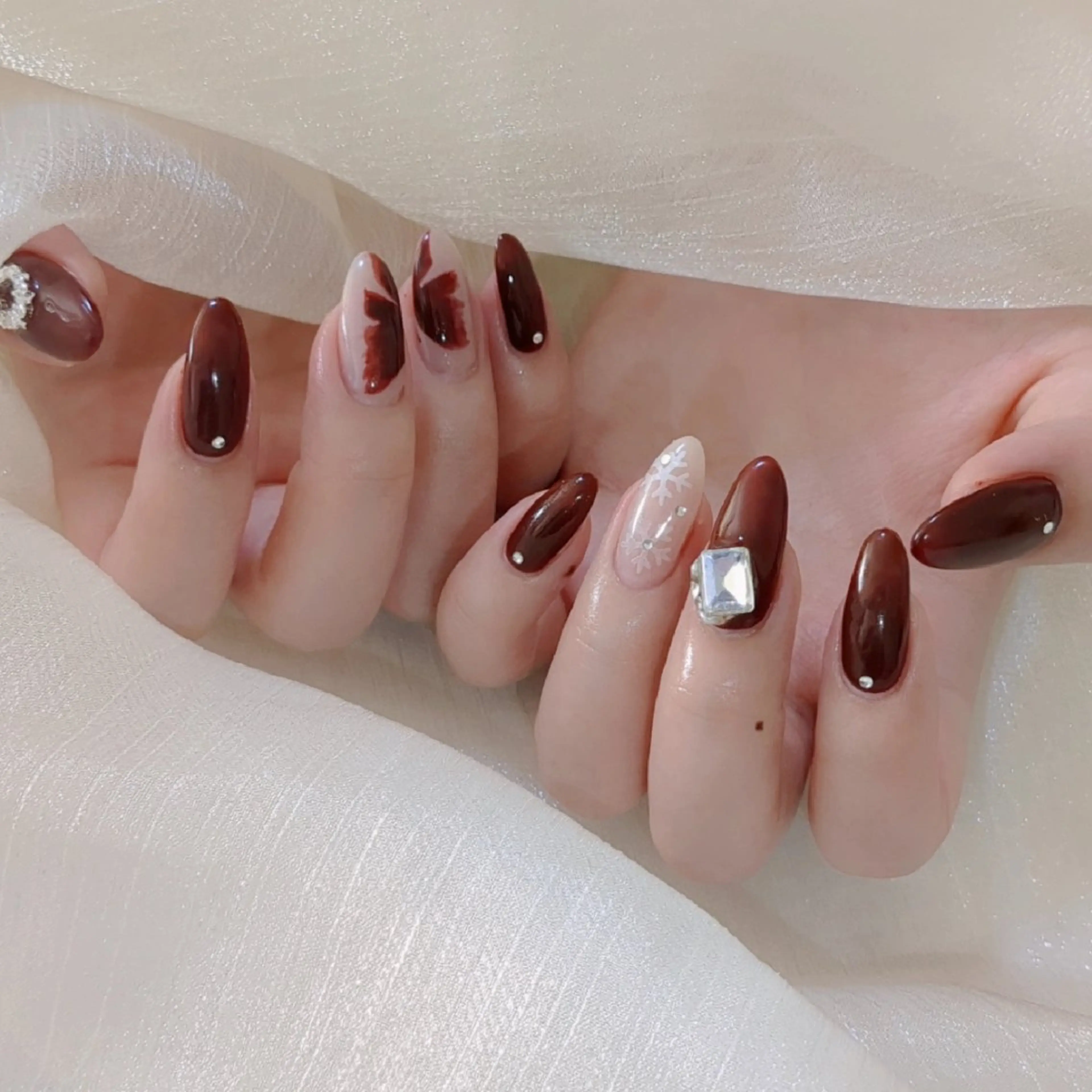 ネイル ハンドネイル 横浜市中区曙町 E·U·Bネイルのネイルデザイン