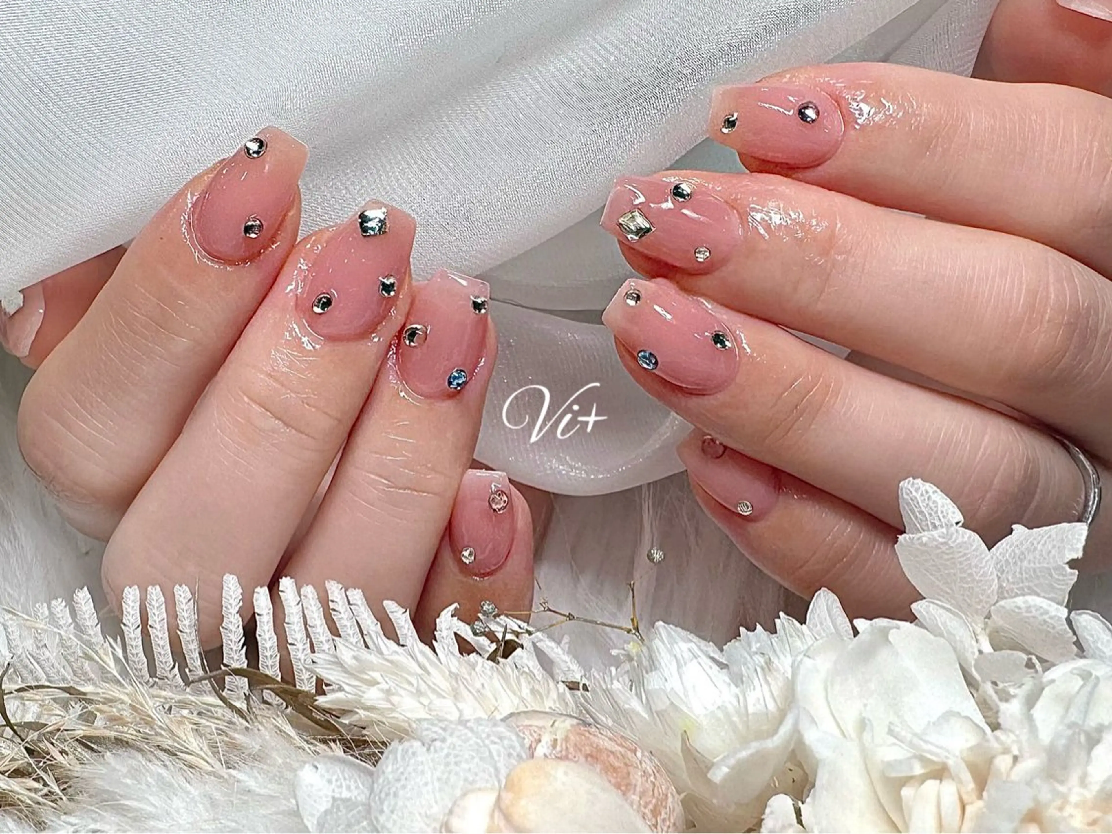 ネイル ハンドネイル ✨Nailsalon Vi+✨のネイルデザイン