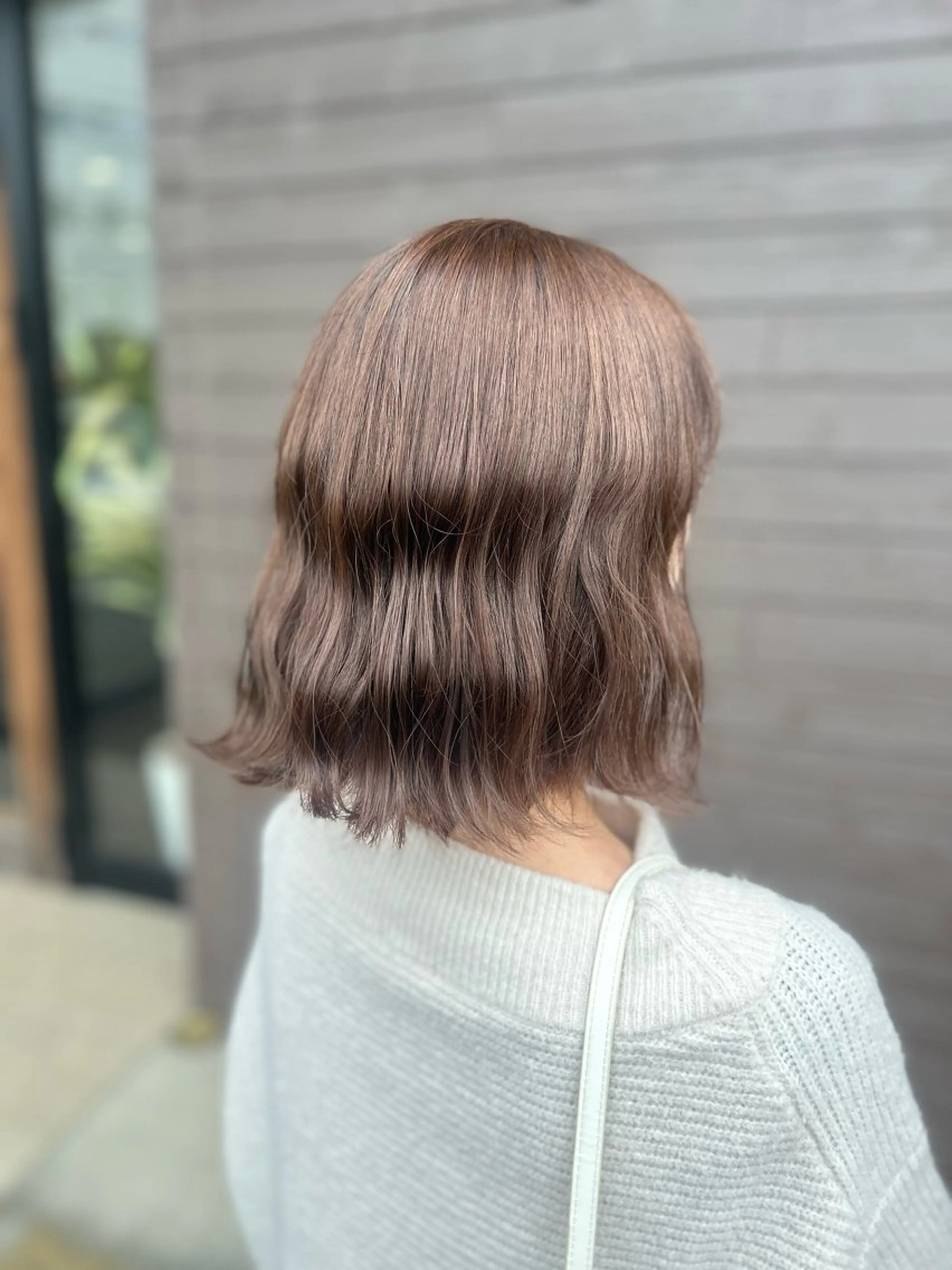 ミディアム カラー ヘアアレンジ ブリーチ ブリーチなしカラー 🤍 minaのヘアスタイル