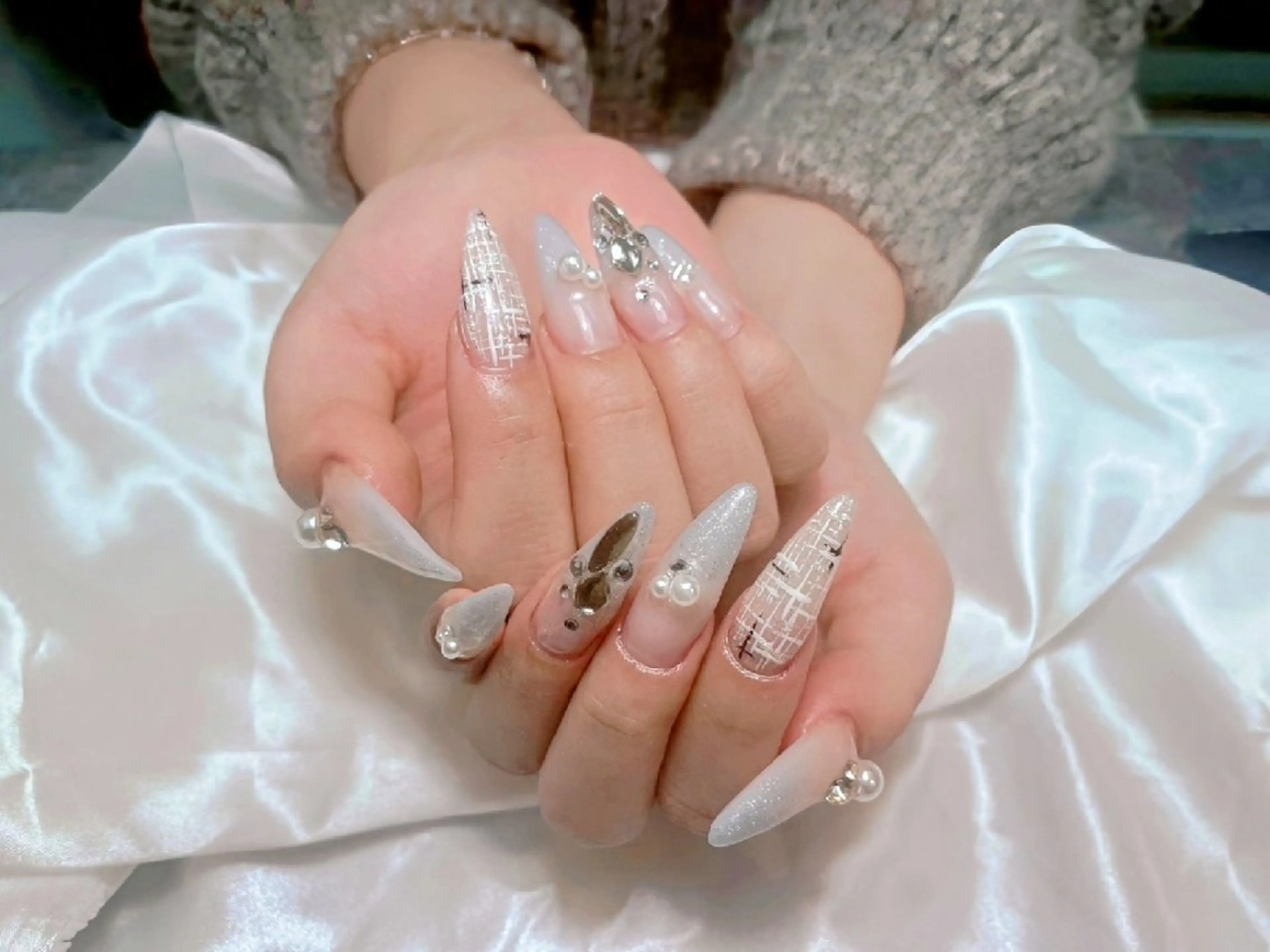 セミロング che'ri nailのネイルデザイン