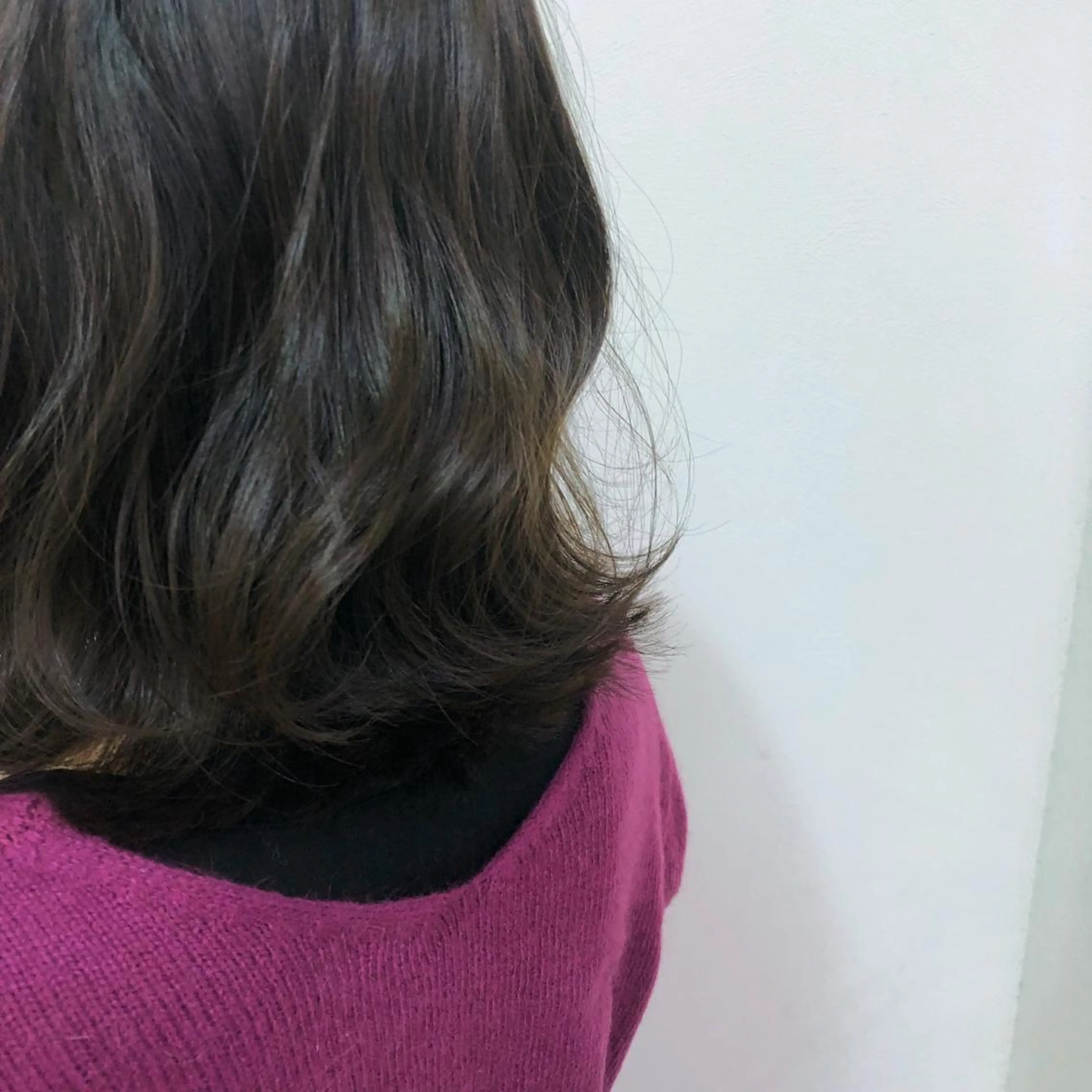 ミディアム カラー アッシュ カット ヘアカラー トリートメント 酸性縮毛矯正🧴韓国 レイヤー/髪質改善のヘアスタイル