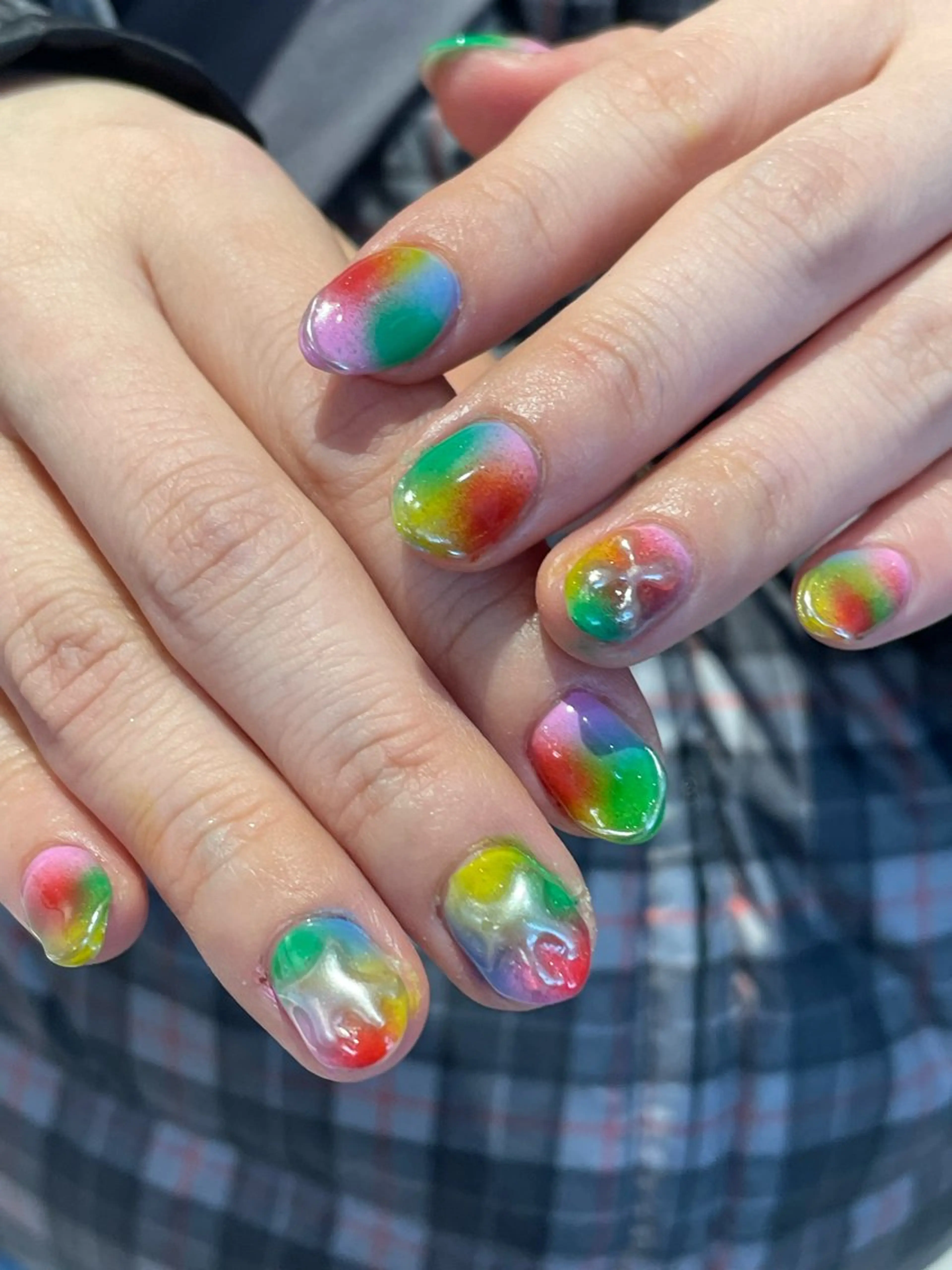 ネイル 🎀ボブ＋ハイトーン シュカ👶🏻のヘアスタイル