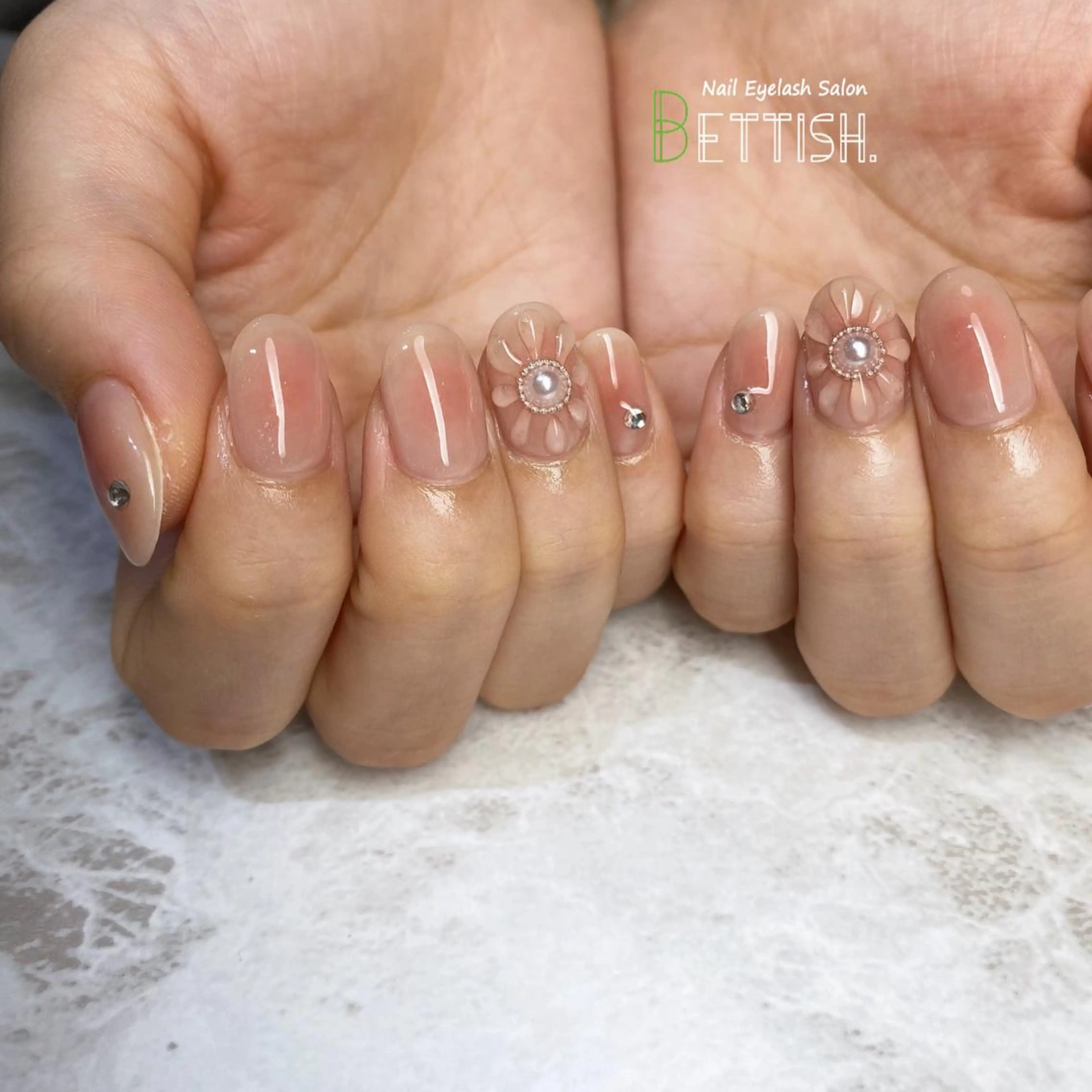 ネイル BETTISH. NANAHOのネイルデザイン