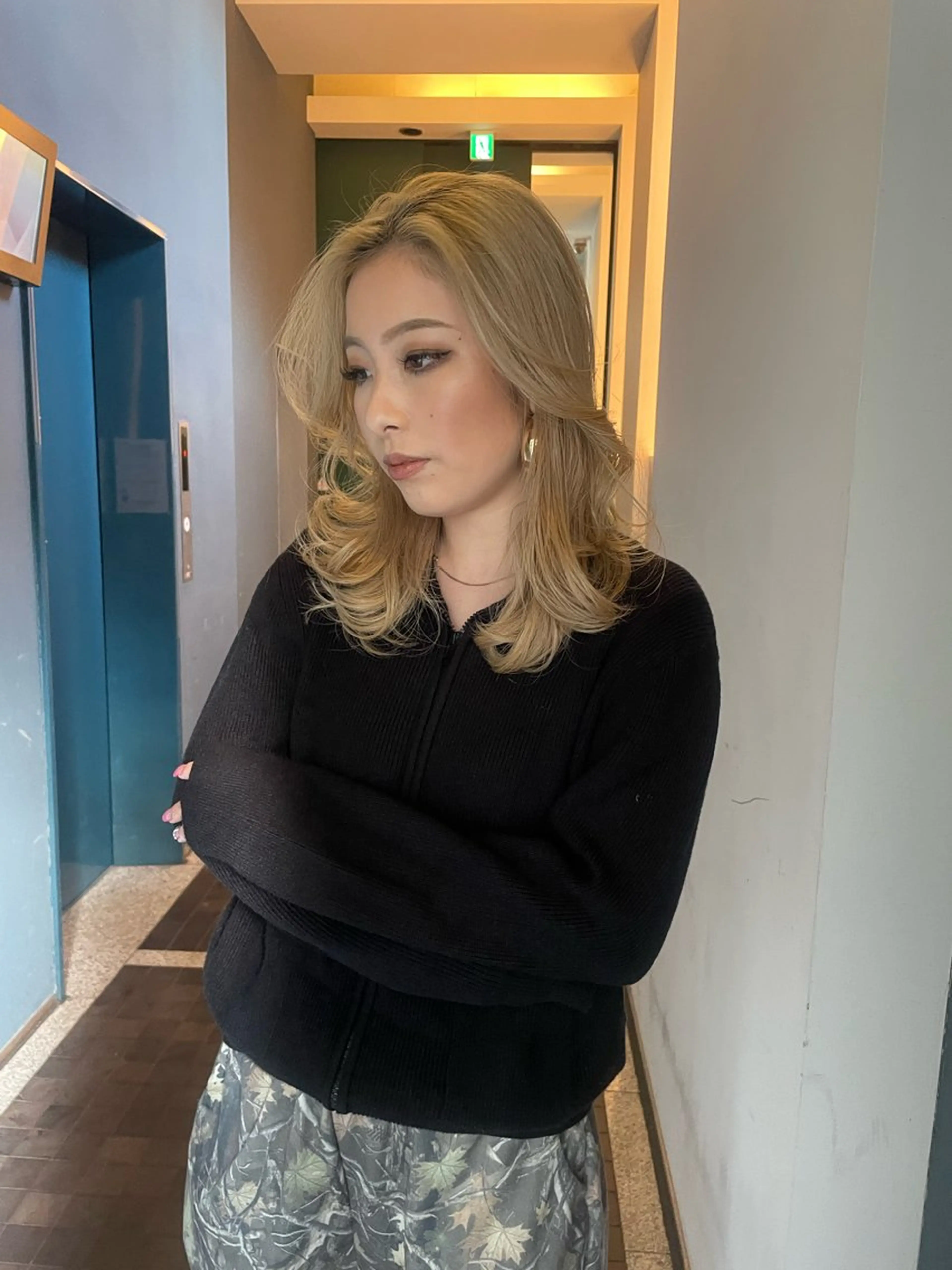 セミロング カラー ヘアアレンジ 名古屋/落ちる黒 黒染め落としのヘアスタイル