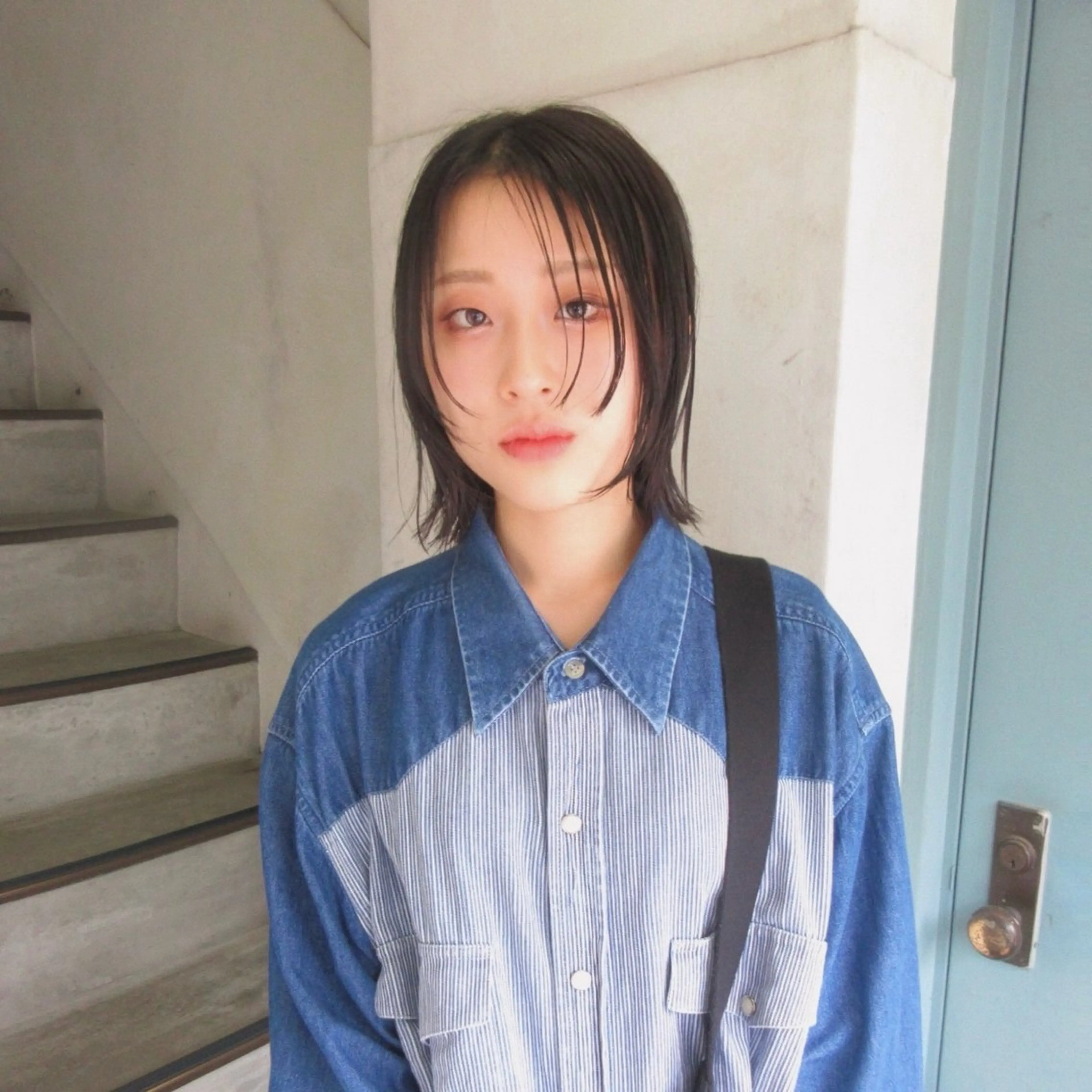 ショート 顔まわりレイヤー 顔周りカット 韓国風ヘア レイヤーカット カット スギヤマ ショウゴのヘアスタイル