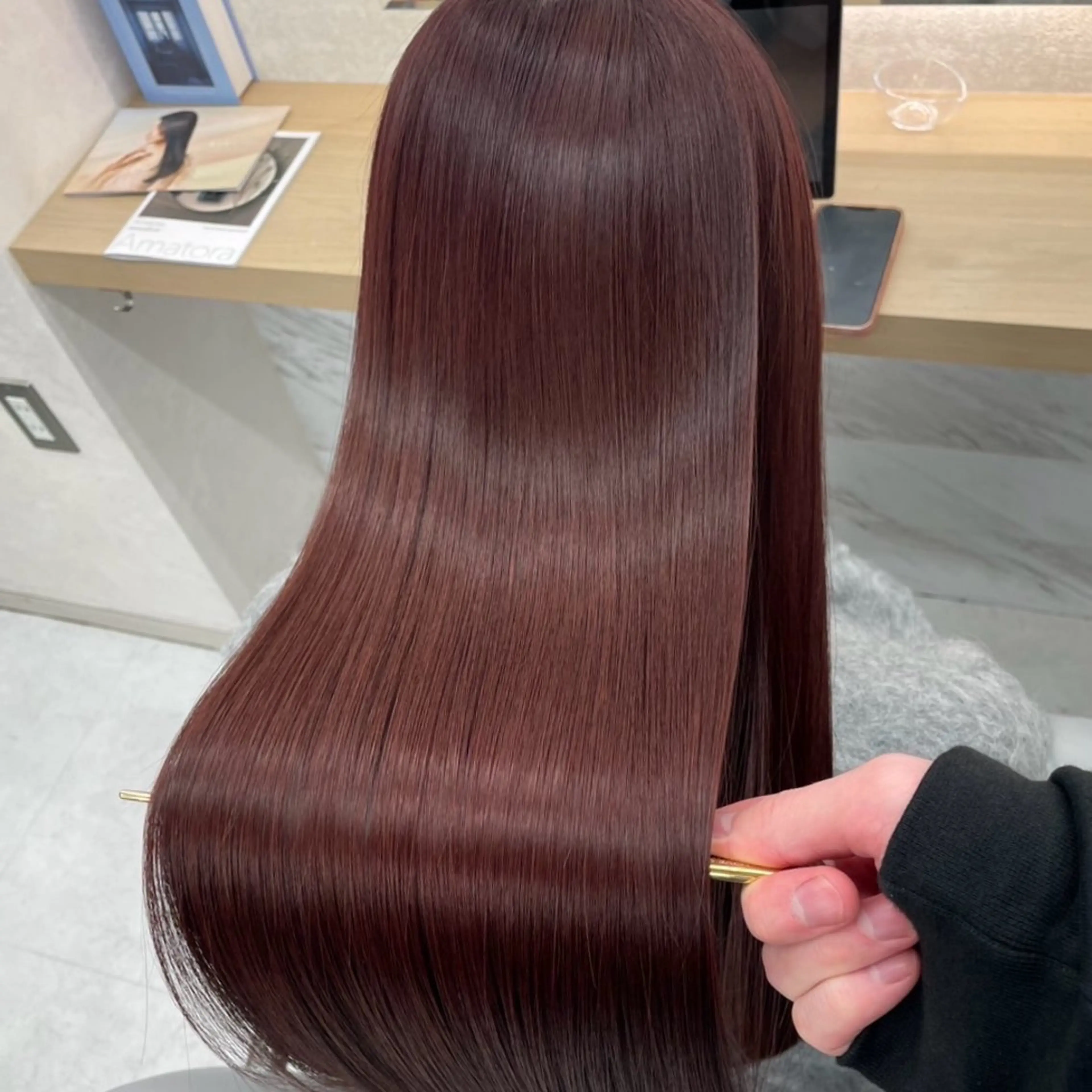 ロング カラー レッドカラー トリートメント カット ヘアカラー 縮毛矯正 トリートメント 新宿⌇韓国風ヘア ⌇透明感カラーのヘアスタイル