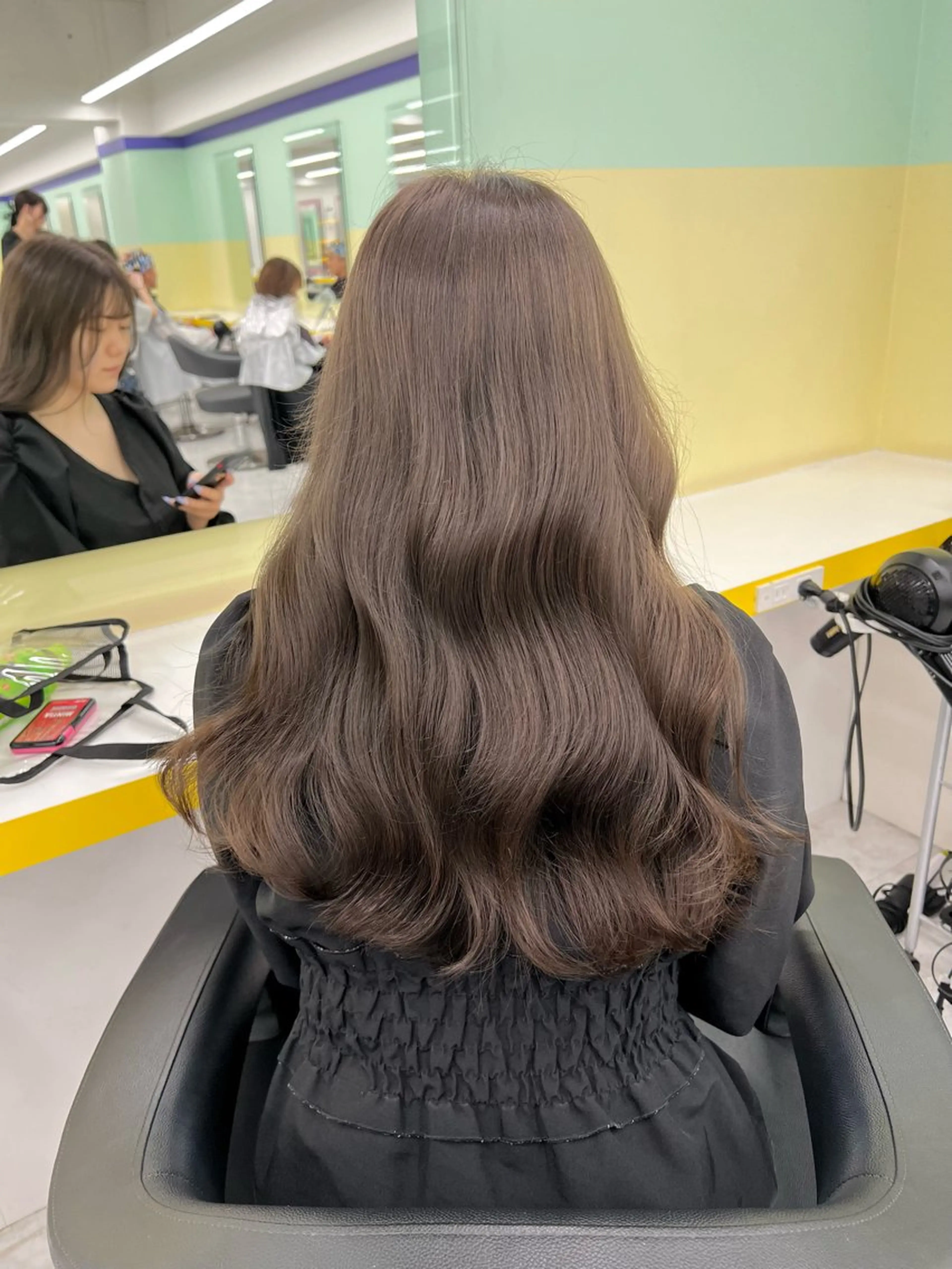 セミロング レイヤー/韓国❣️ 髪質改善/亘紘輝のヘアスタイル