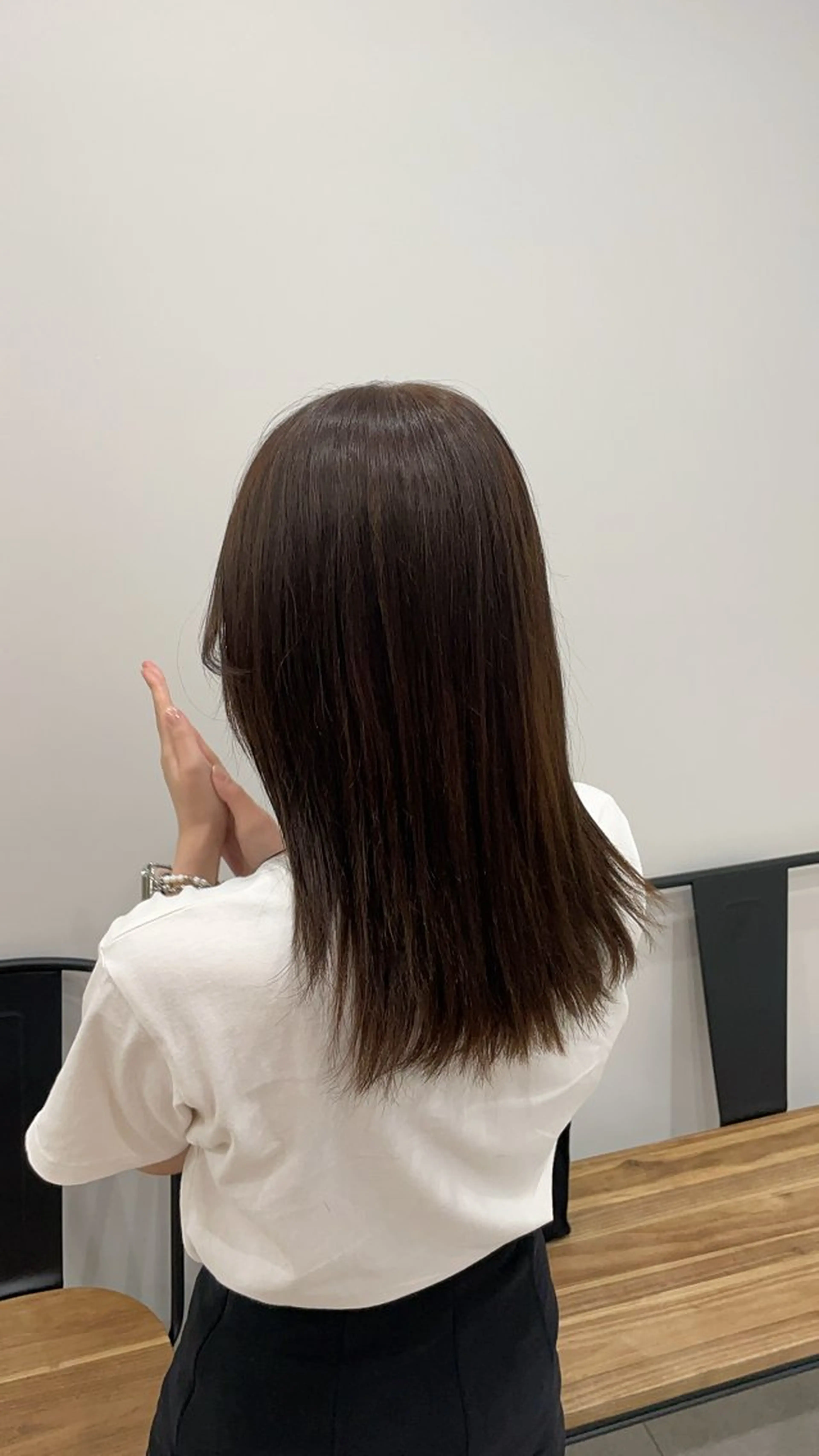 セミロング カラー ブラウンカラー 宍戸 秀斗のヘアスタイル