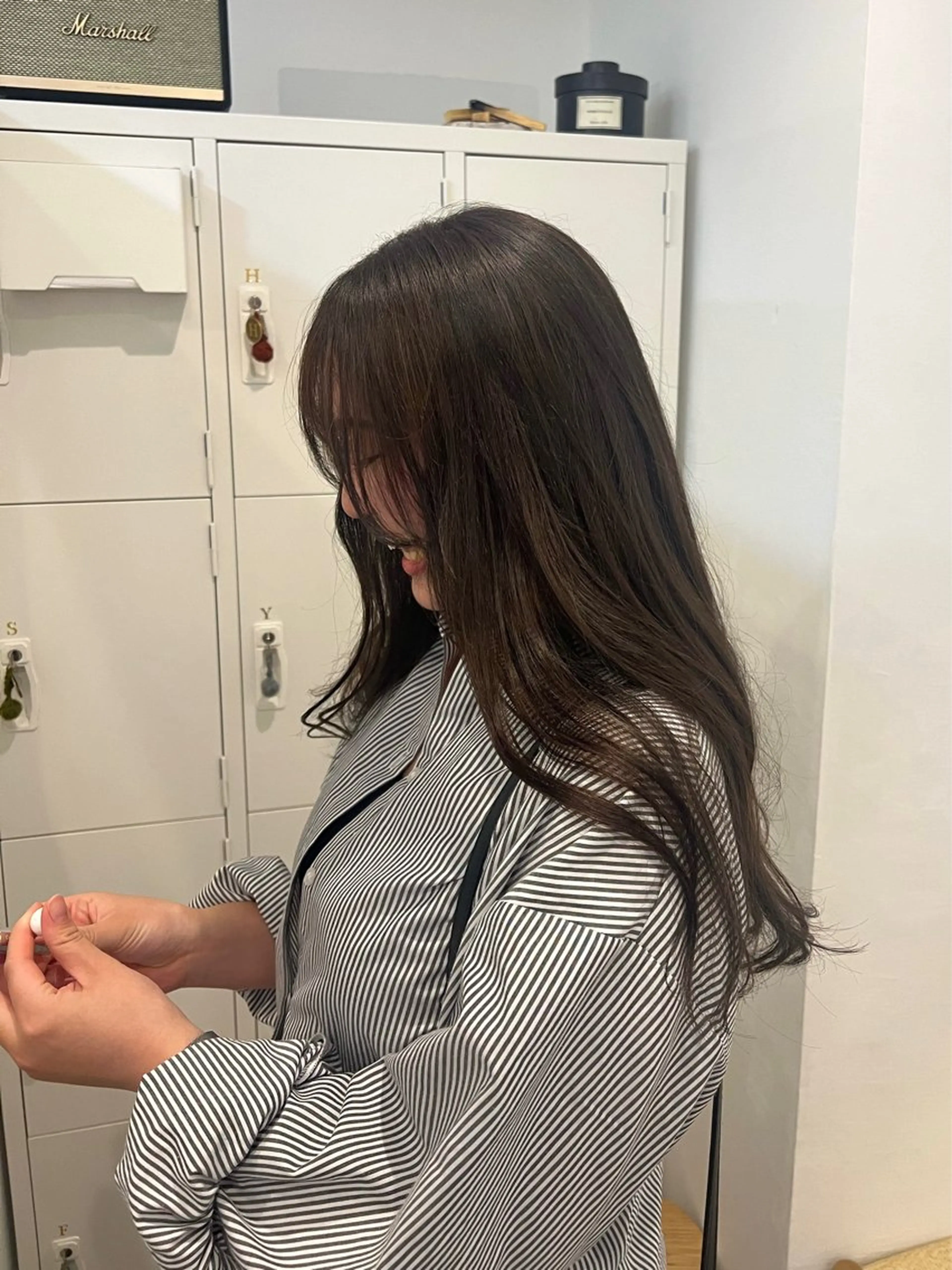 ロング カラー グレージュ オリーブグレージュ オリーブグレー H 梅田所属・藤本 泰 / カットモデル様募集中のヘアスタイル