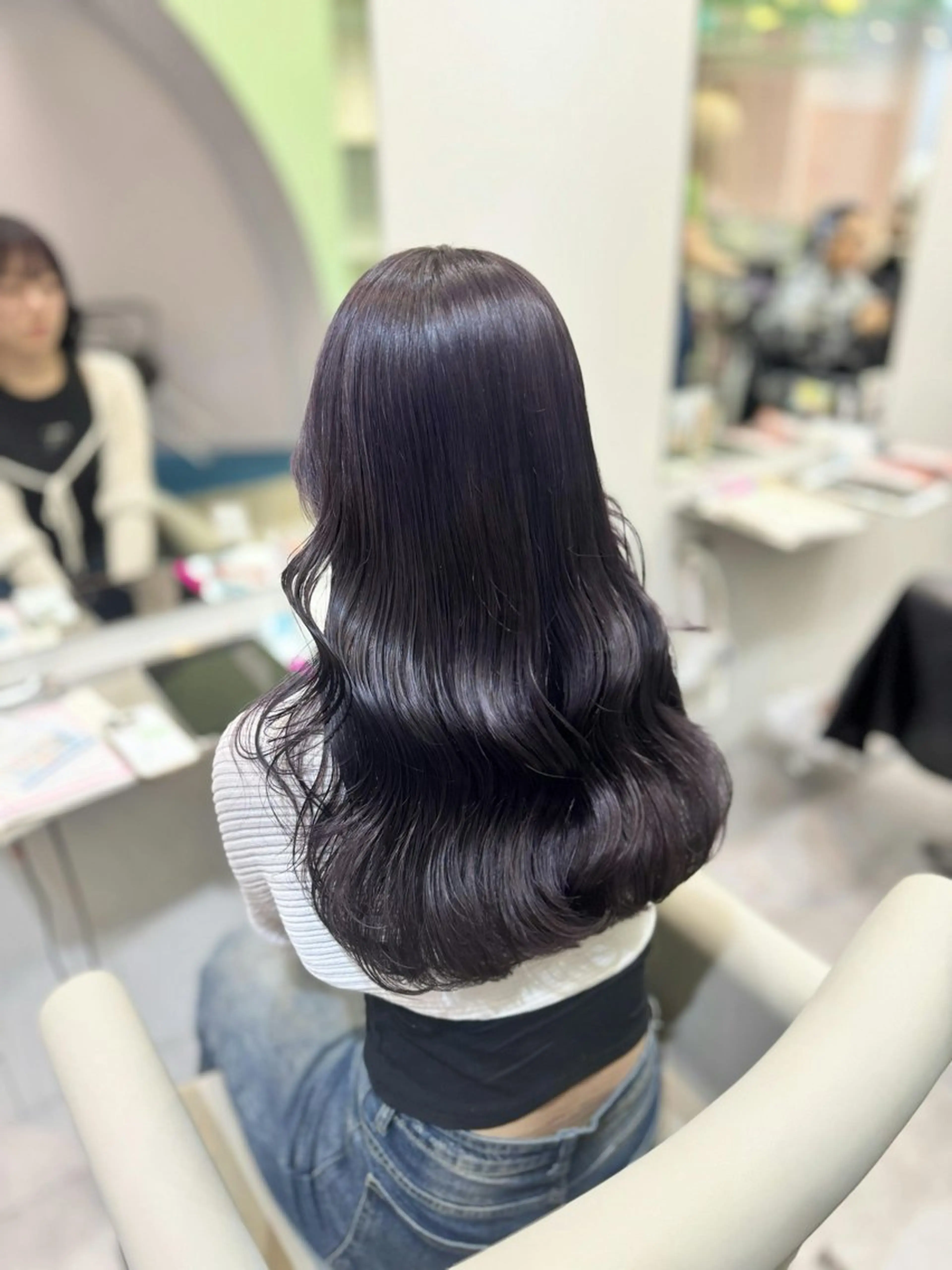 暗髪限定🖤トーンダウンワンカラー【ワンカラー➕トリートメント超音波アイロン付き⭐️】ロング料金なし‼️の写真