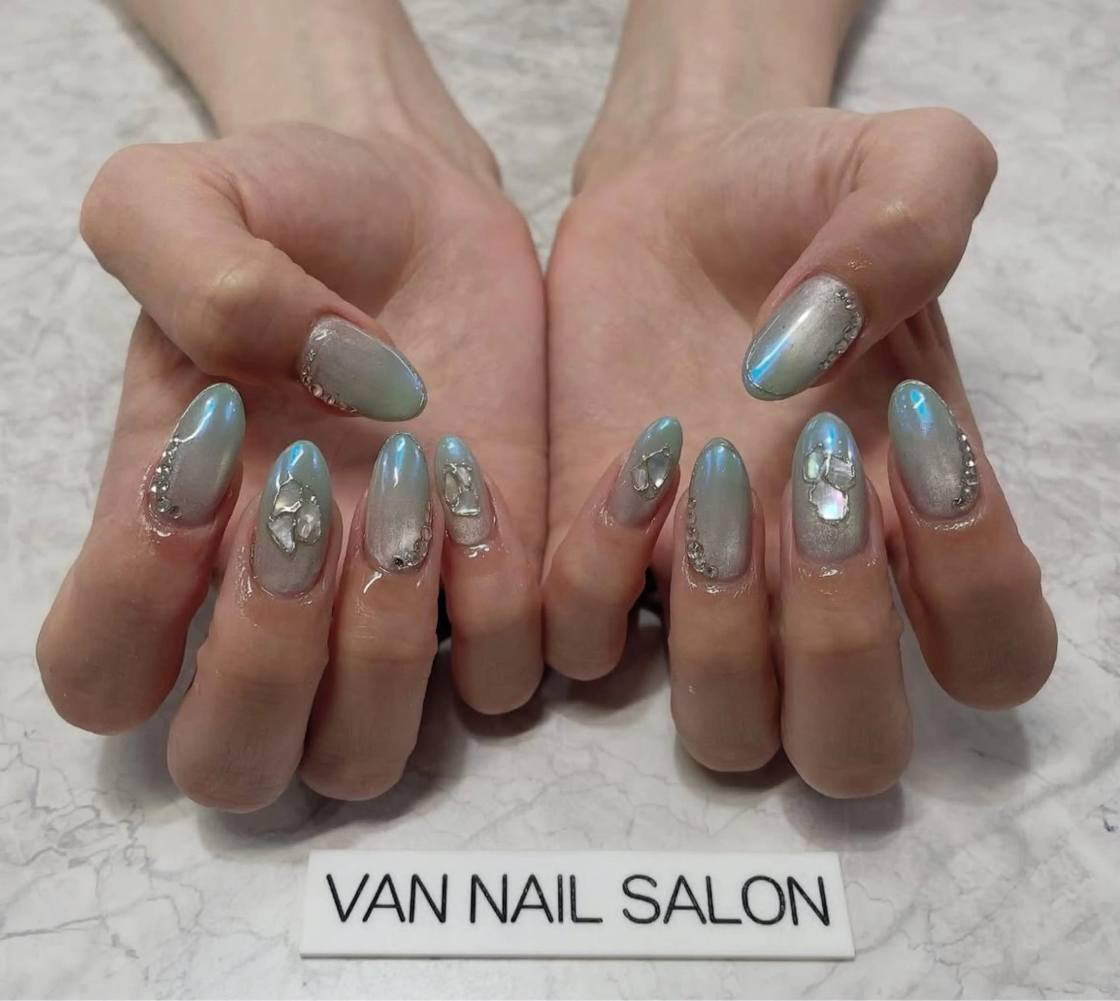 ネイル ハンドネイル Van Nail Salonのネイルデザイン