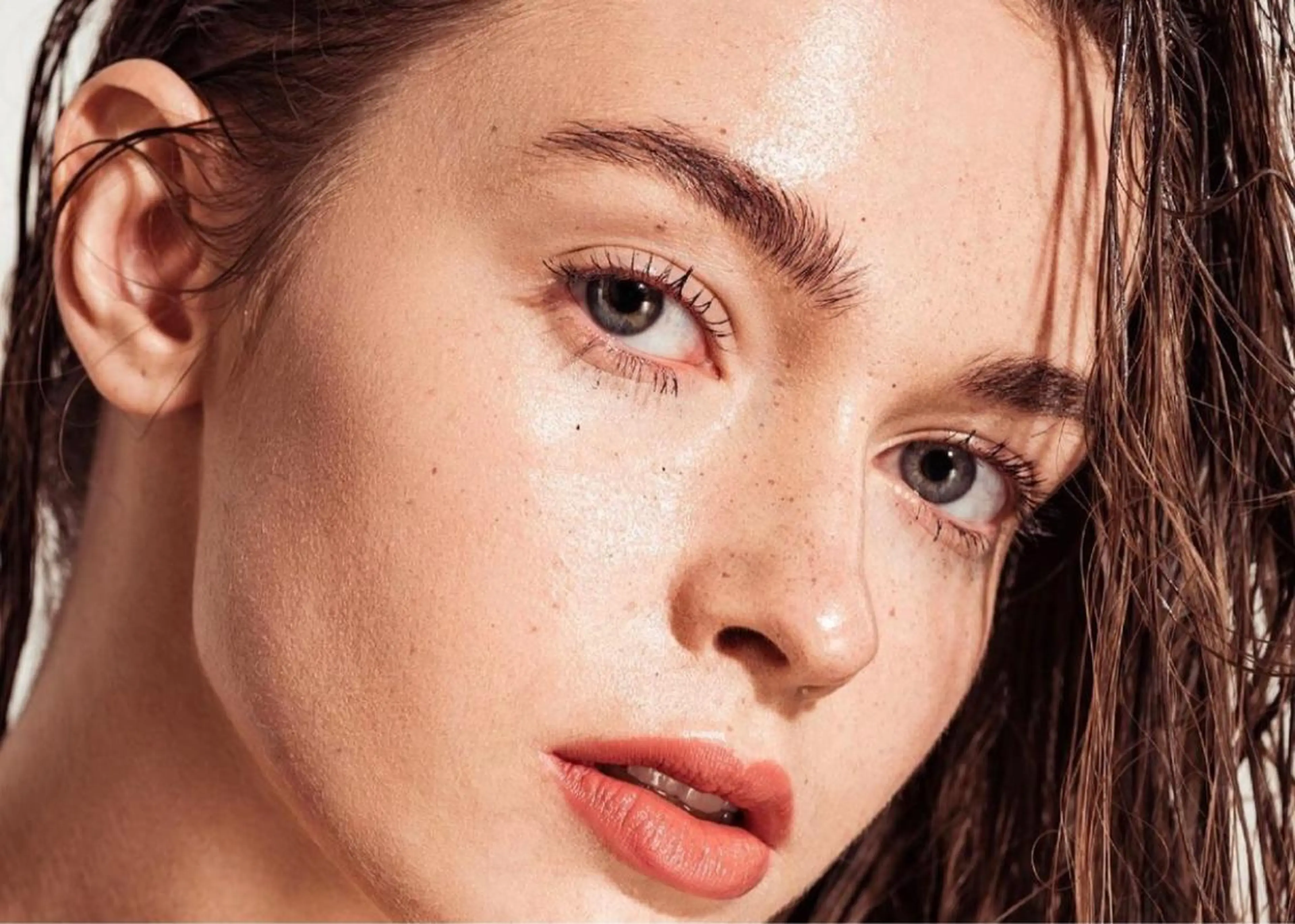 BIS 秋山のマツエク・マツパデザイン