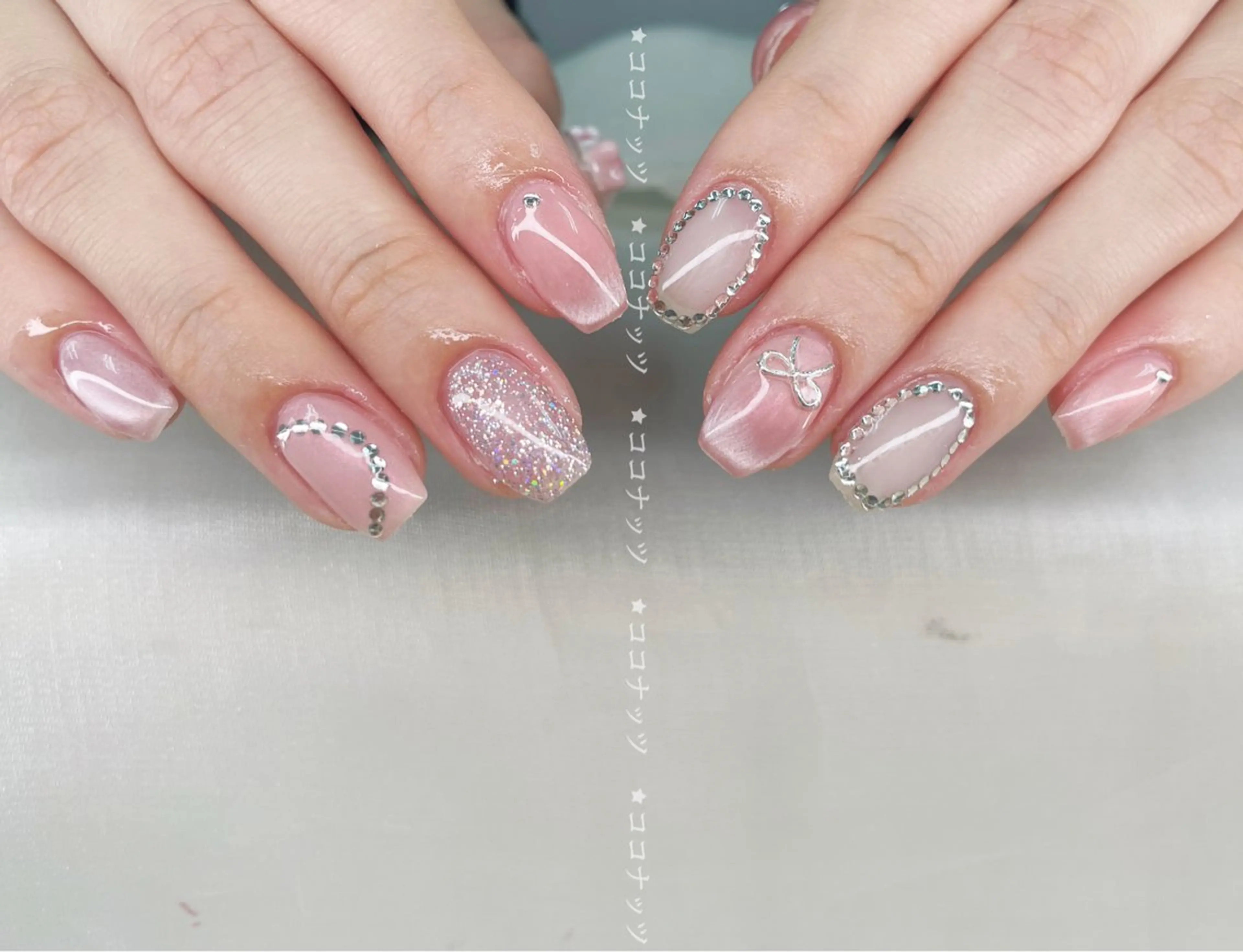 ネイル べっ甲ネイル フレンチネイル キラキラネイル マグネットネイル 大理石ネイル(マーブル) ハンドネイル 神田 ココナッツのネイルデザイン