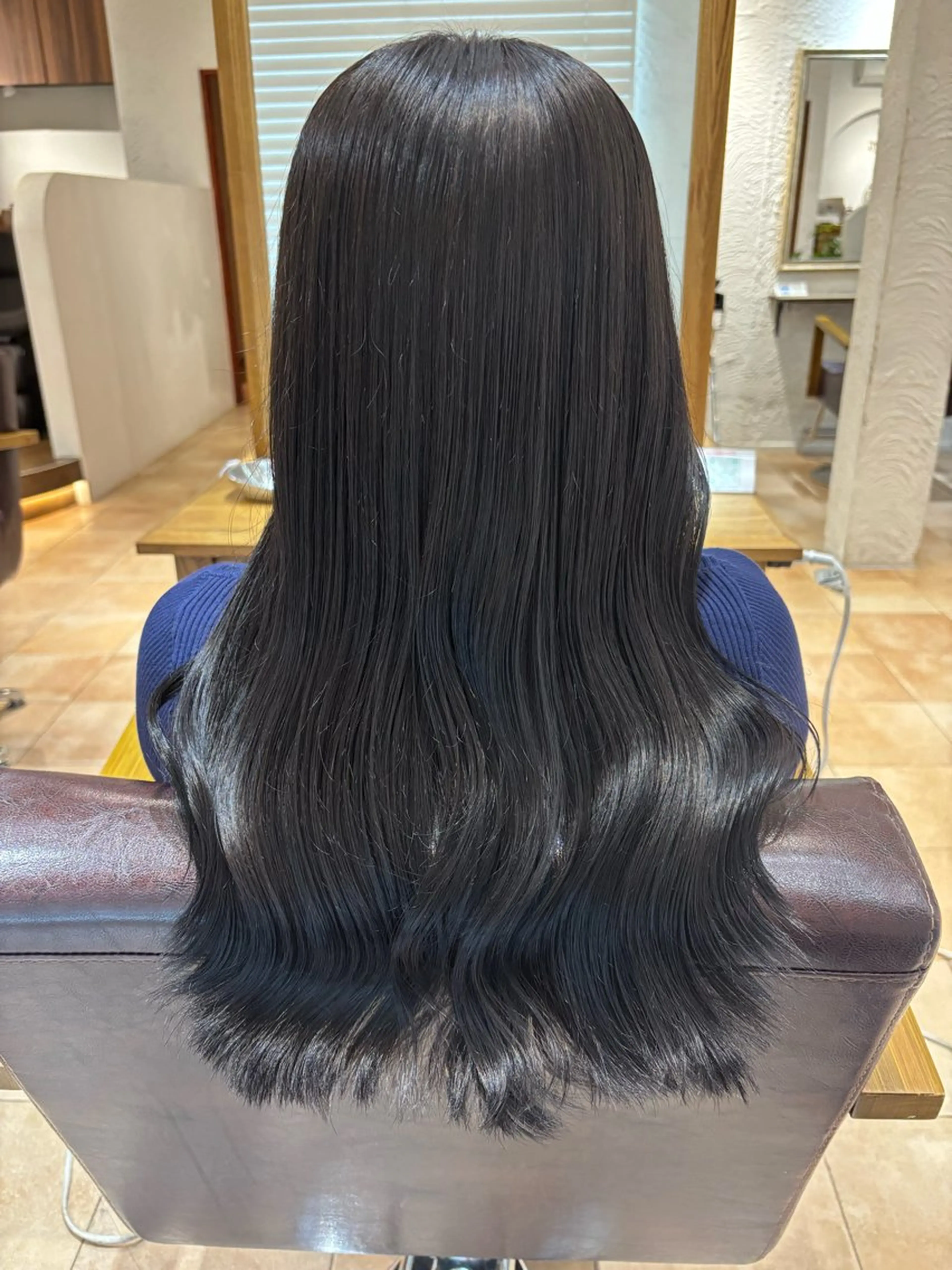 ロング カラー 黒髪 透明感カラー グレーブラック カット ヘアカラー トリートメント 🌈透明感カラー🌈 🌟吉田祐介🌟のヘアスタイル