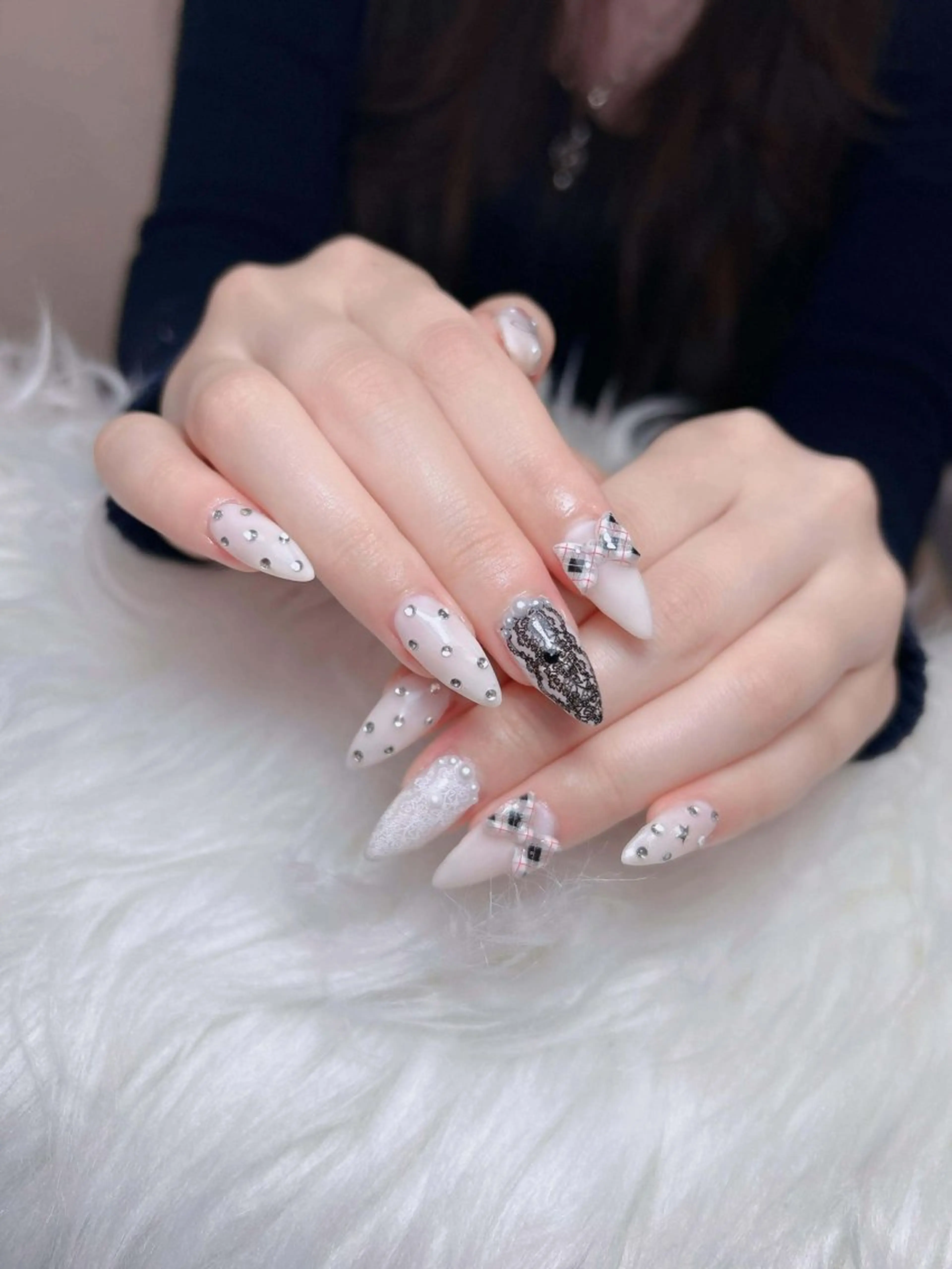 ネイル ハンドネイル Lumi Shinokuboのネイルデザイン