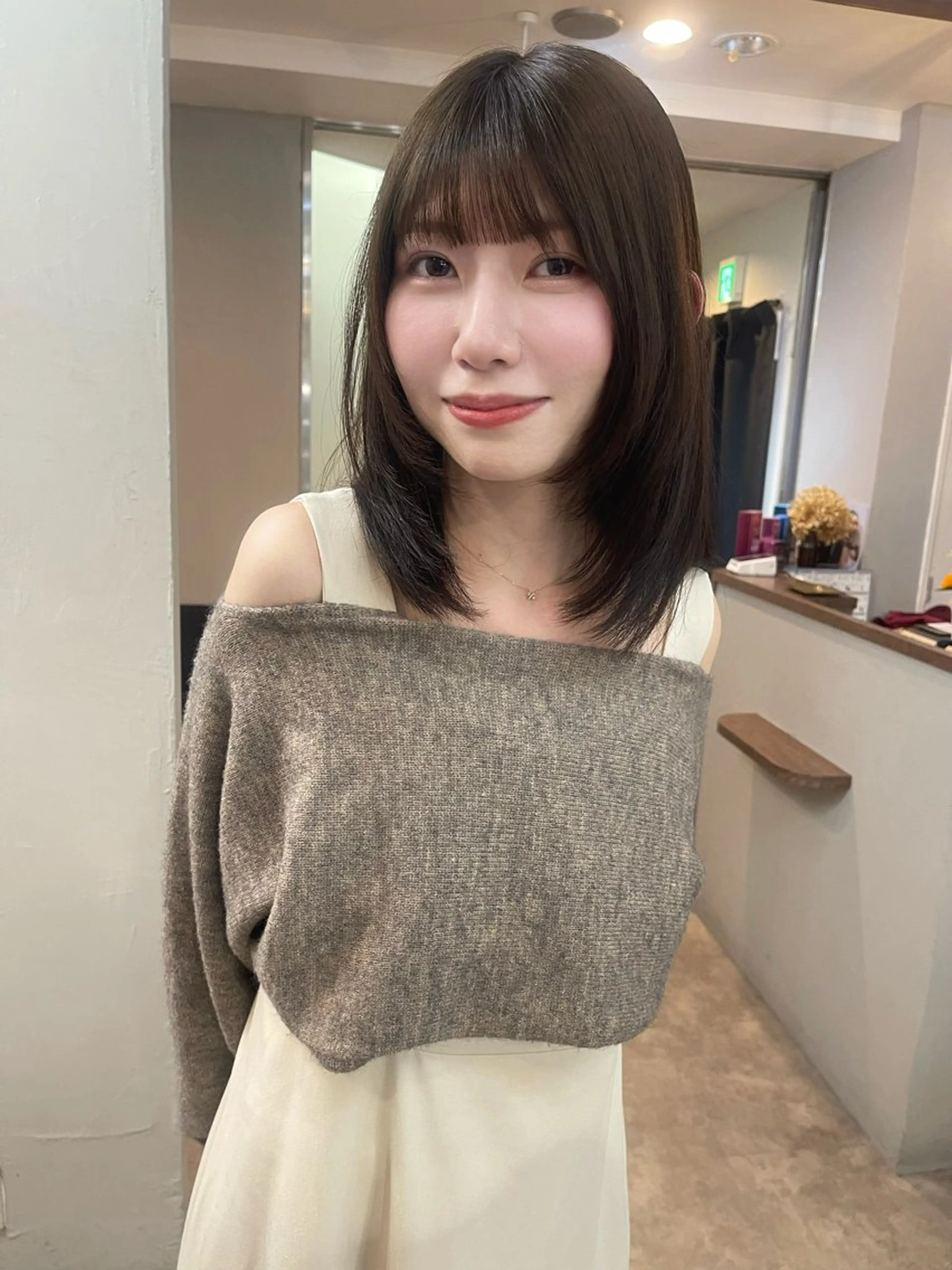 ミディアム カラー カット ヘアカラー AMI Hair Supply所属・YUSUKE レイヤーカットカラーのヘアスタイル