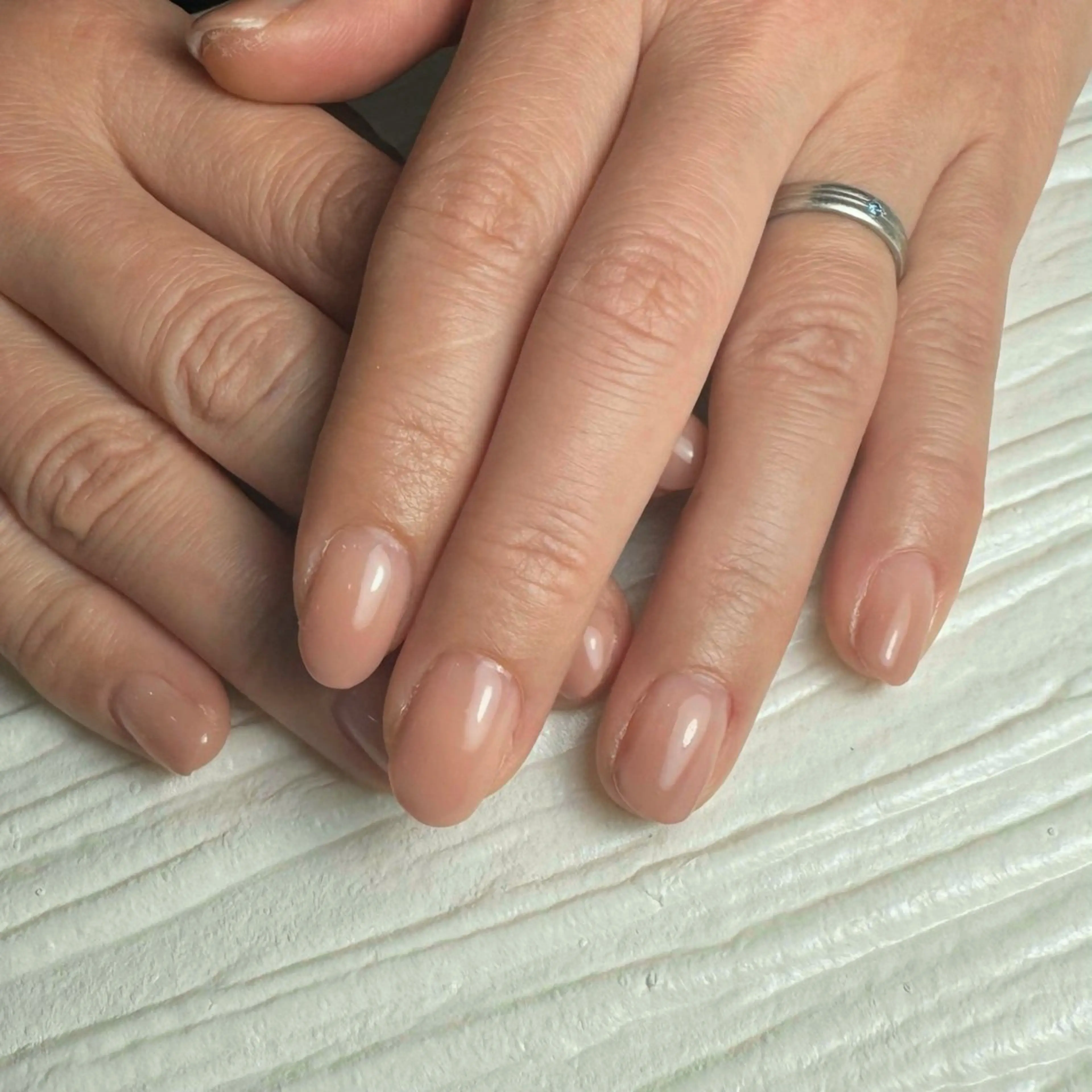 ネイル ハンドネイル BURGUNDY hirokoのネイルデザイン