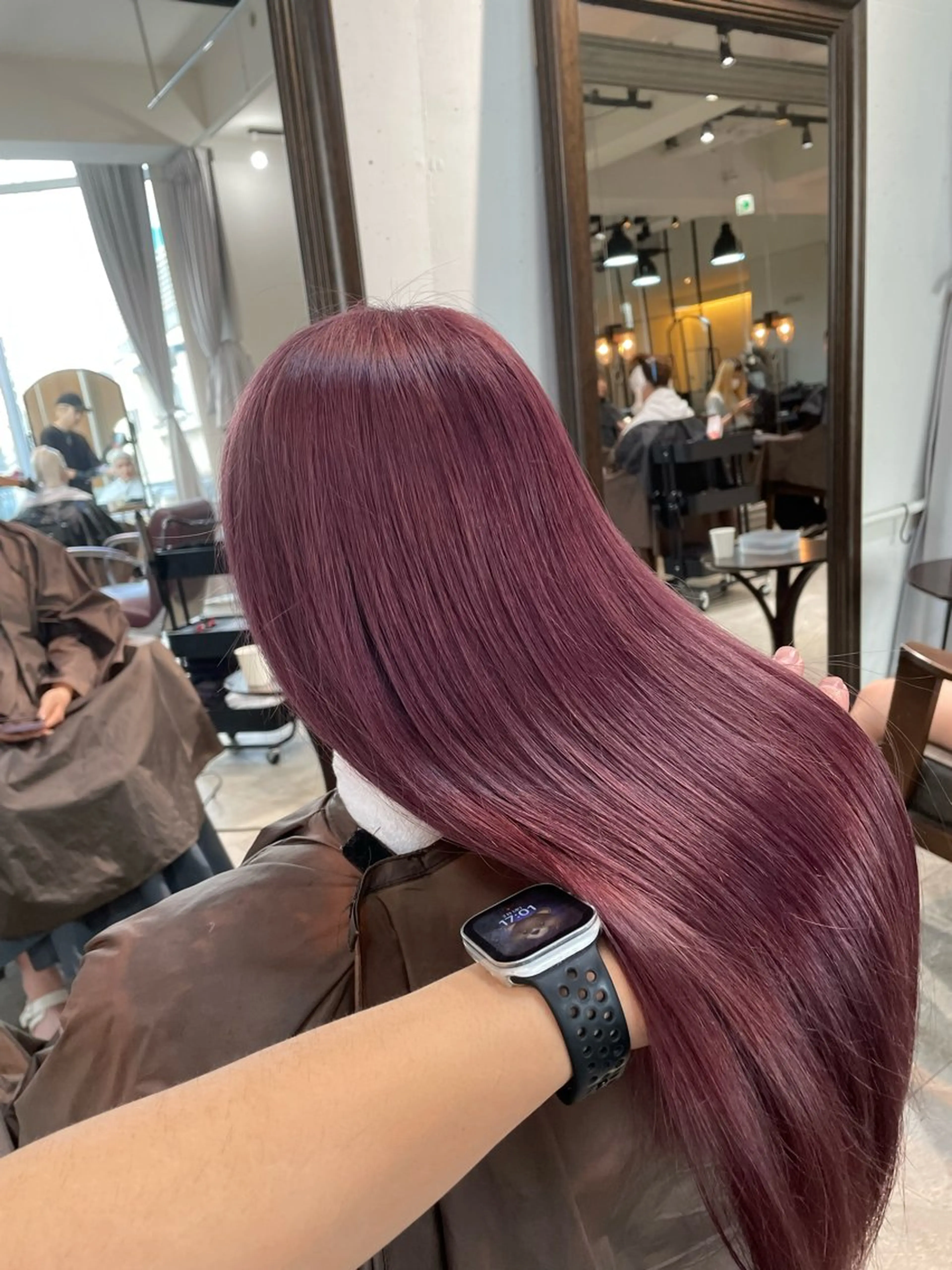 セミロング カラー パーマ ヘアアレンジ ブリーチカラー🤍 颯馬🐈‍⬛のヘアスタイル