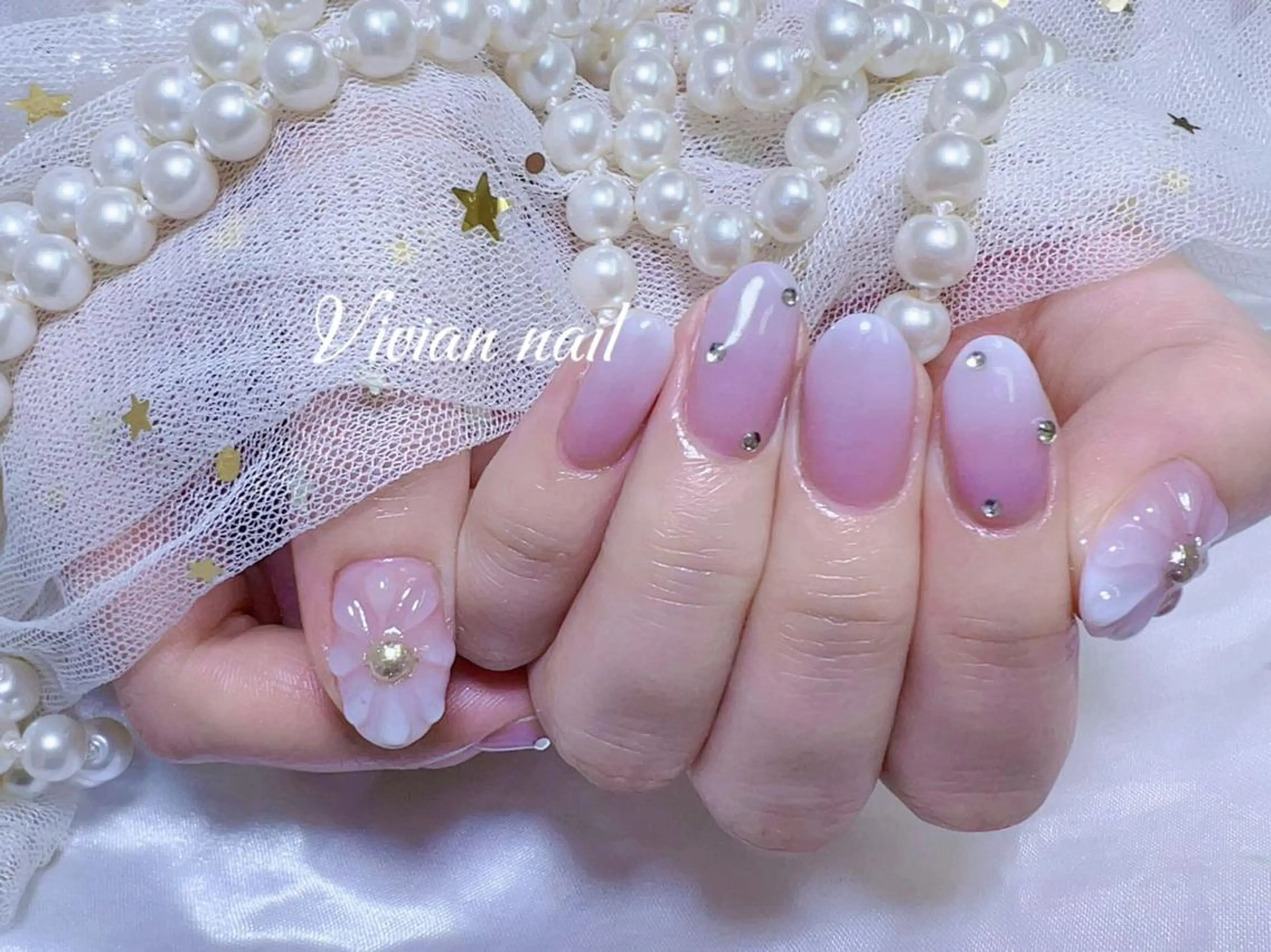 ネイル VIVIAN エイのネイルデザイン