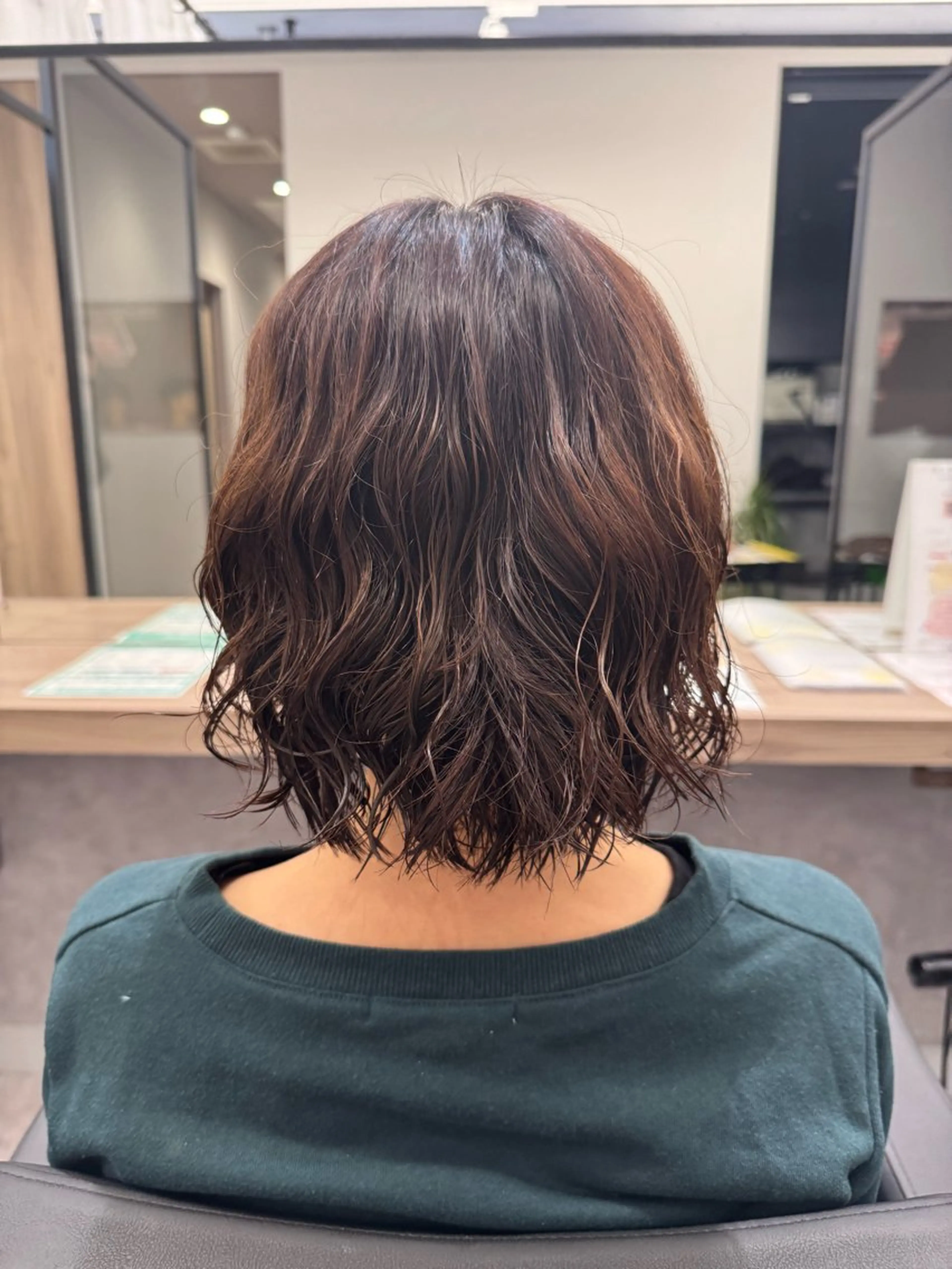 ミディアム パーマ ミディアムパーマ カット パーマ 高橋 廉人のヘアスタイル