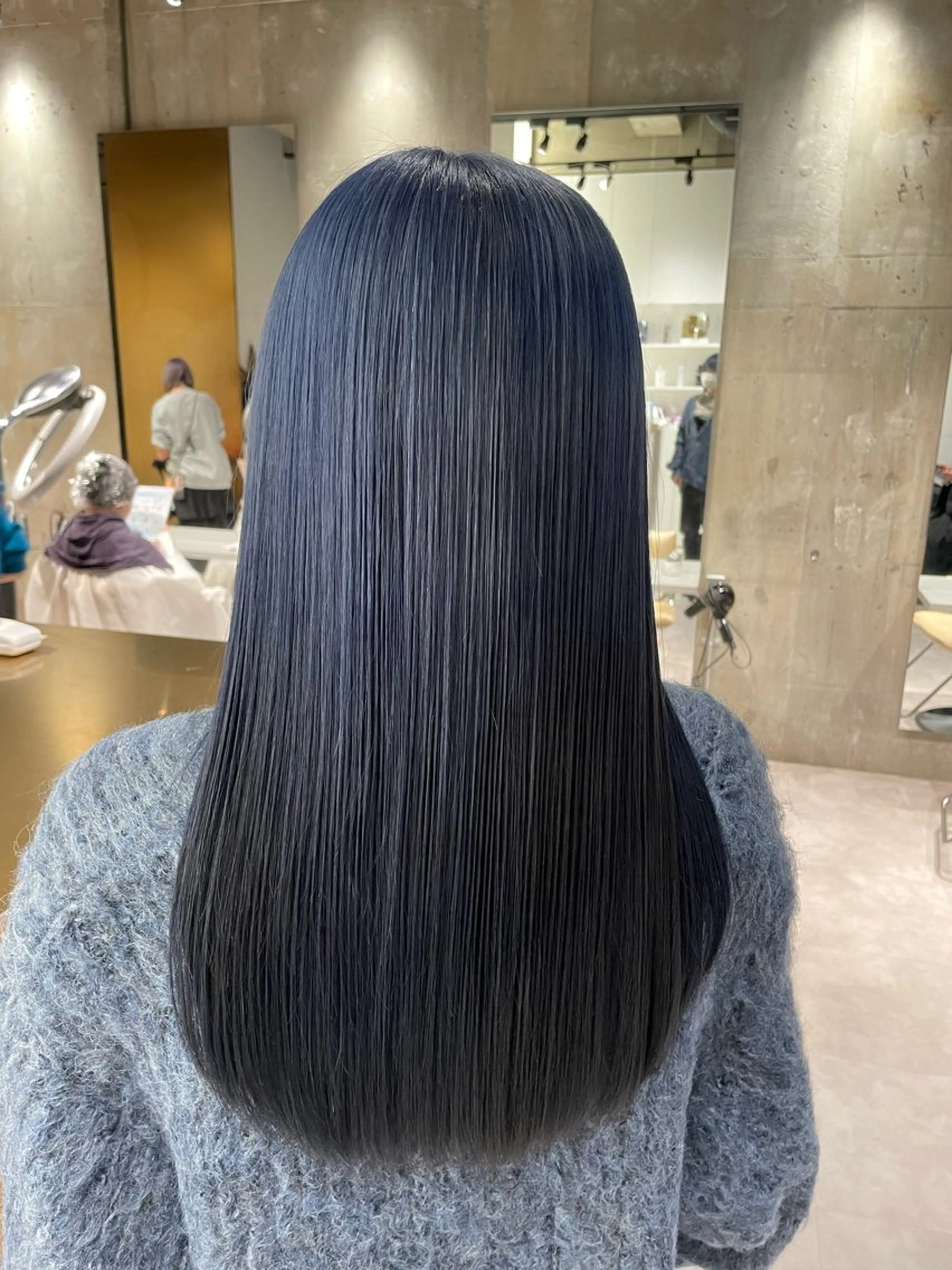 ロング カラー AIKA🤍 カットモデル募集🫧のヘアスタイル