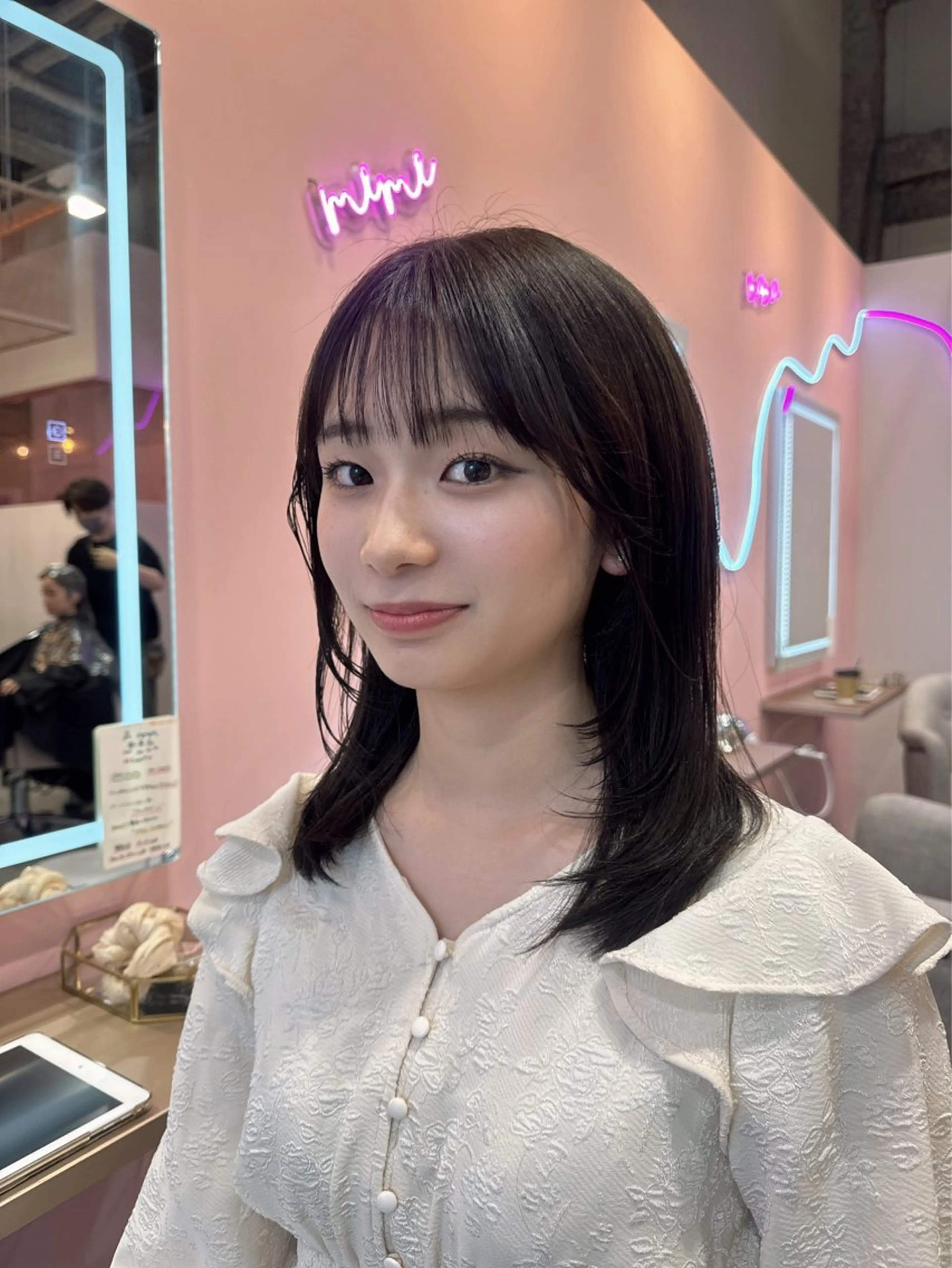 ミディアム レイヤーカット 艶カラー✨レイヤー 𝐚𝐲𝐚𝐤𝐚のヘアスタイル