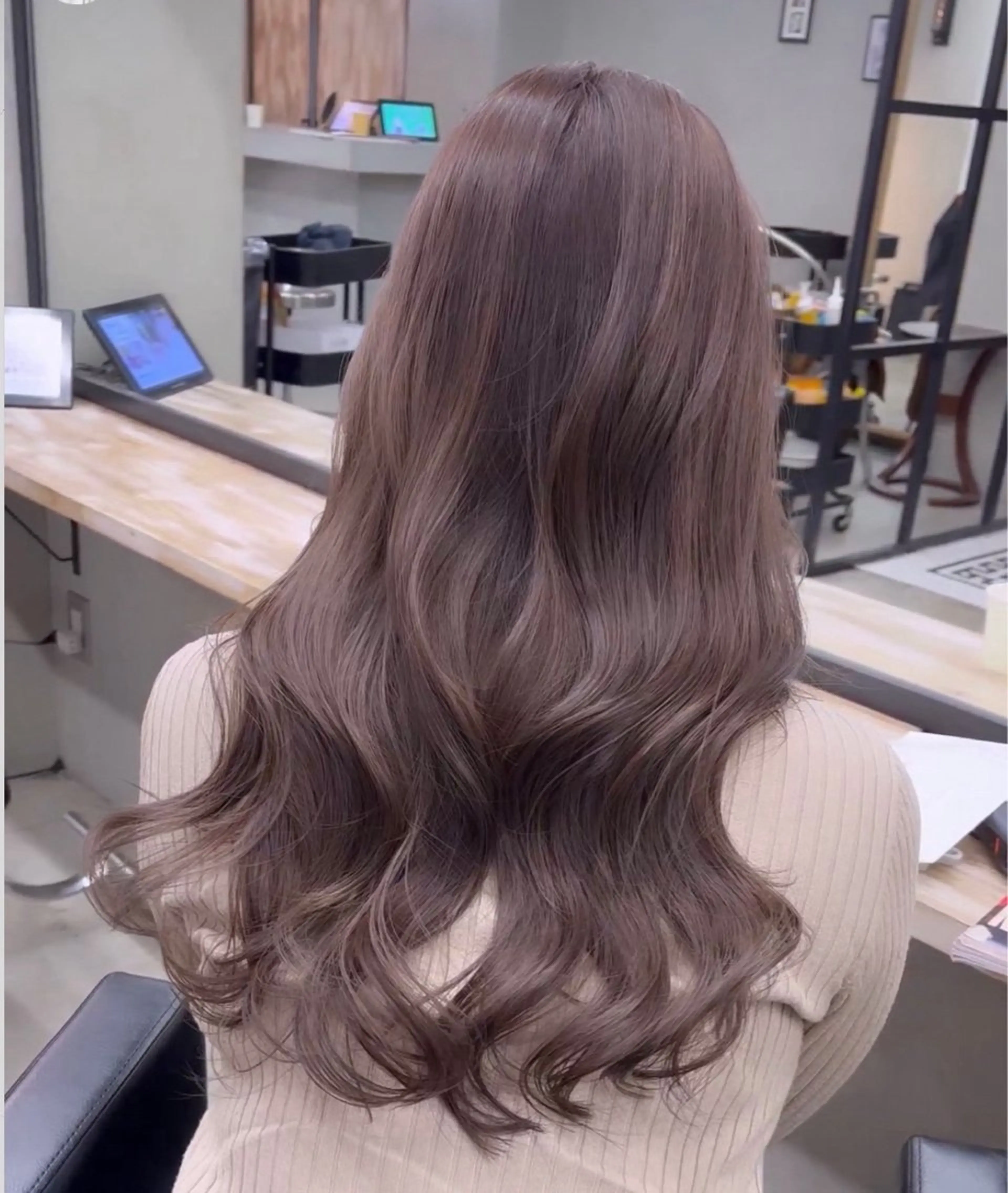 ロング カラー ヘアカラー 🖤透明感カラー Karen🖤のヘアスタイル