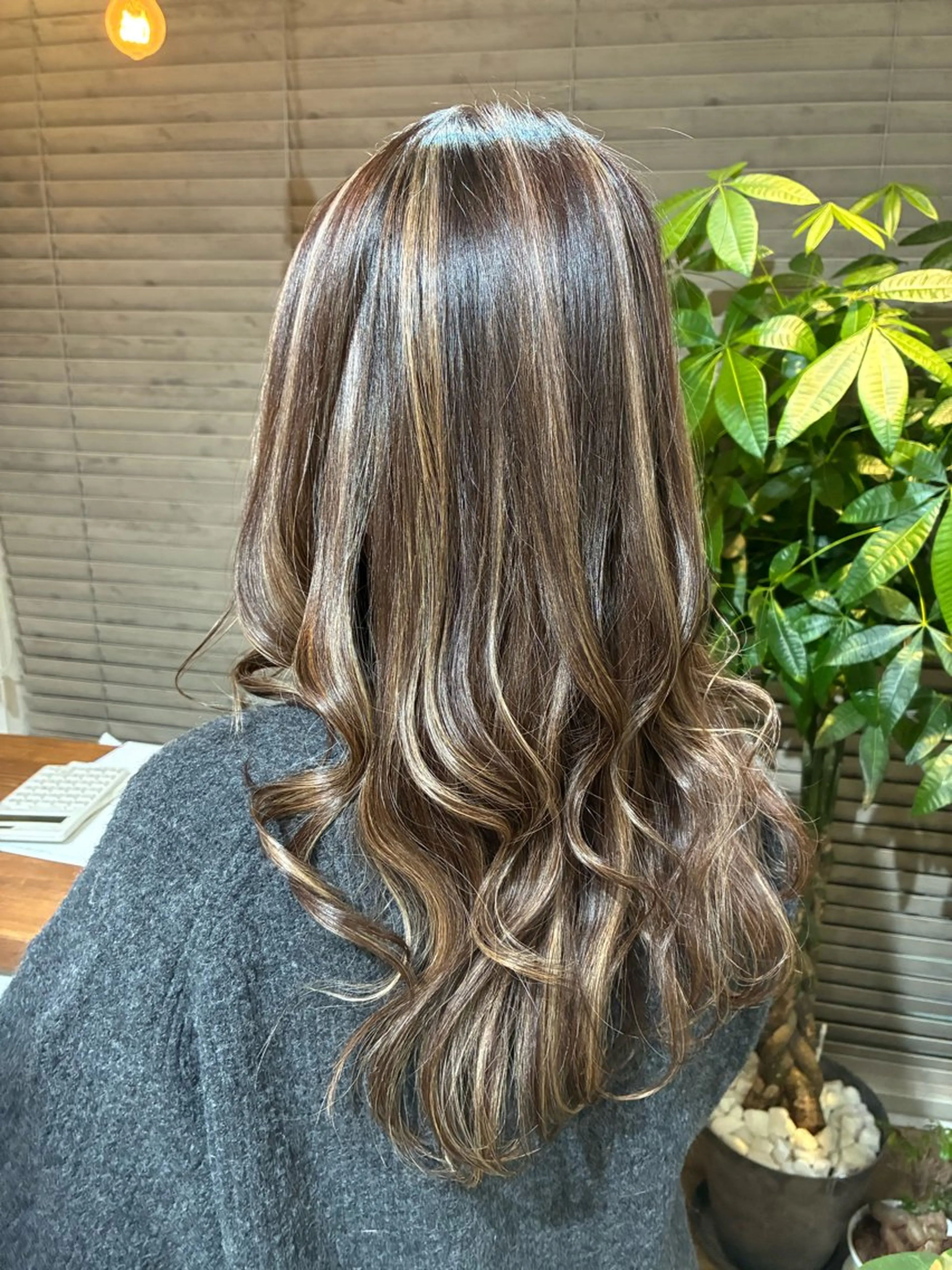 ロング カラー カット ヘアカラー 金田 拓也のヘアスタイル