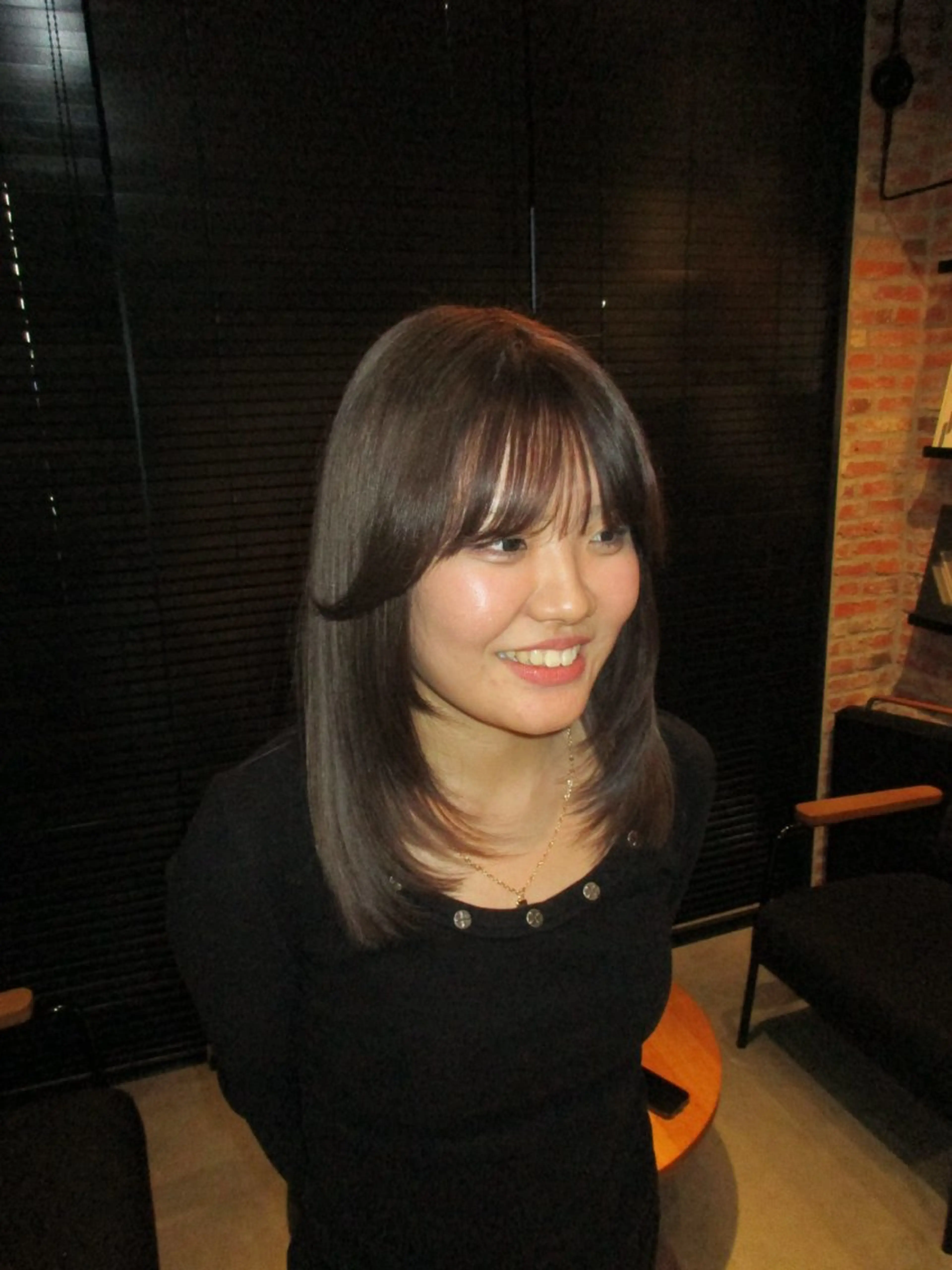 カラー organic+atelier所属・りお ブリーチカラーのヘアスタイル