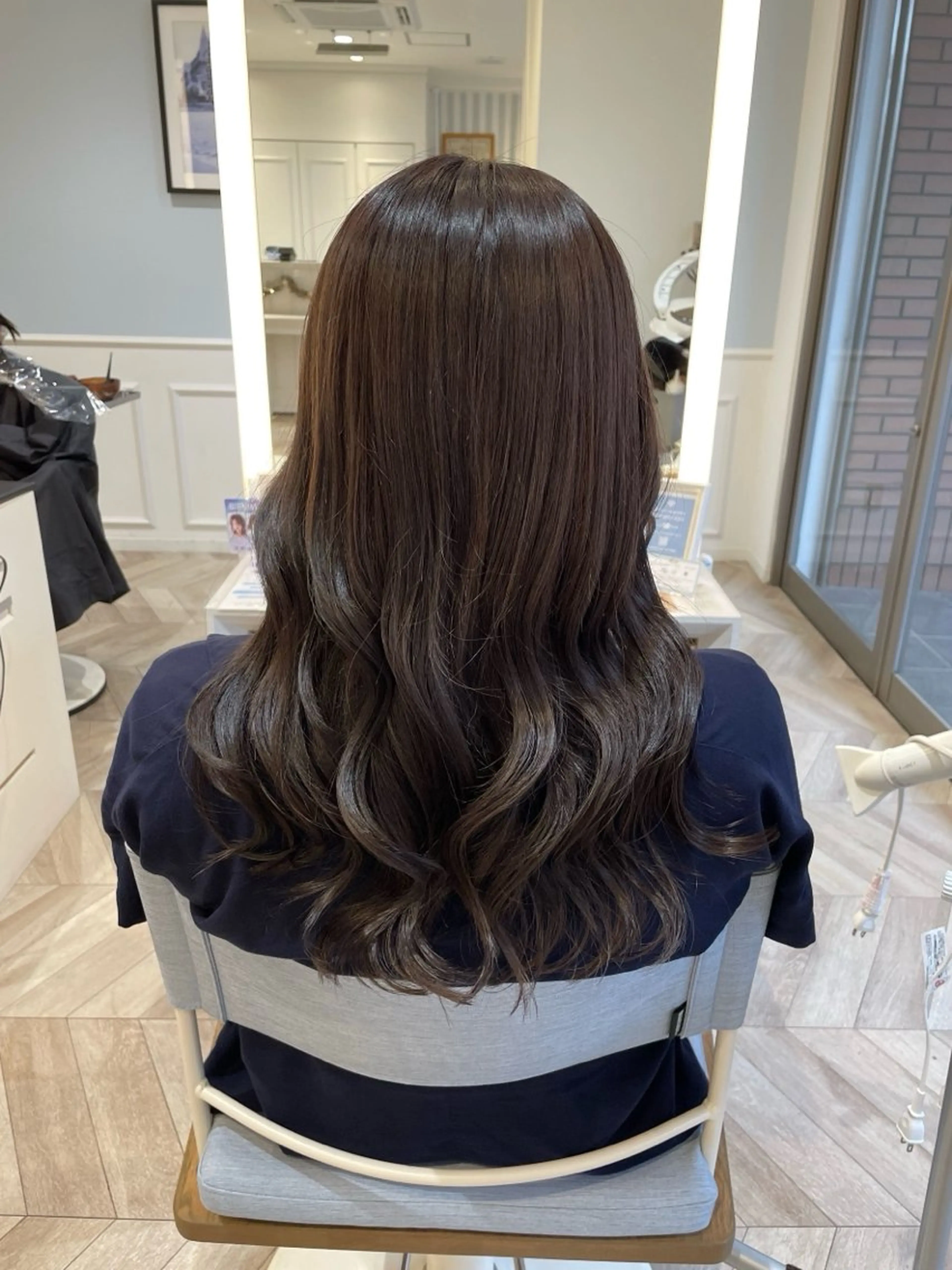 ロング カラー ダークグレー ダークグレージュ グレージュ イルミナカラー/レイ ヤーカット/三好春奈のヘアスタイル