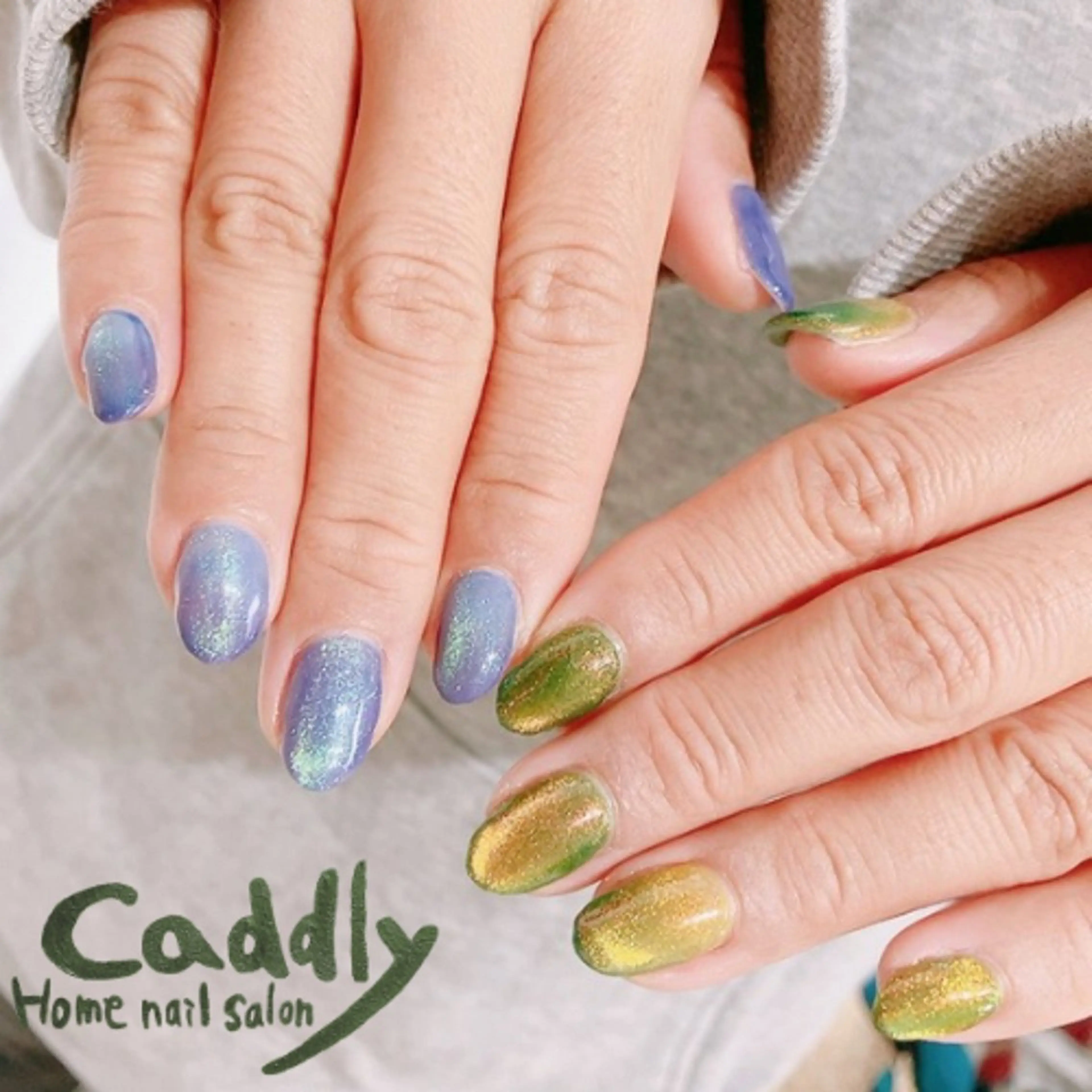 ネイル マグネットネイル caddly naoのネイルデザイン