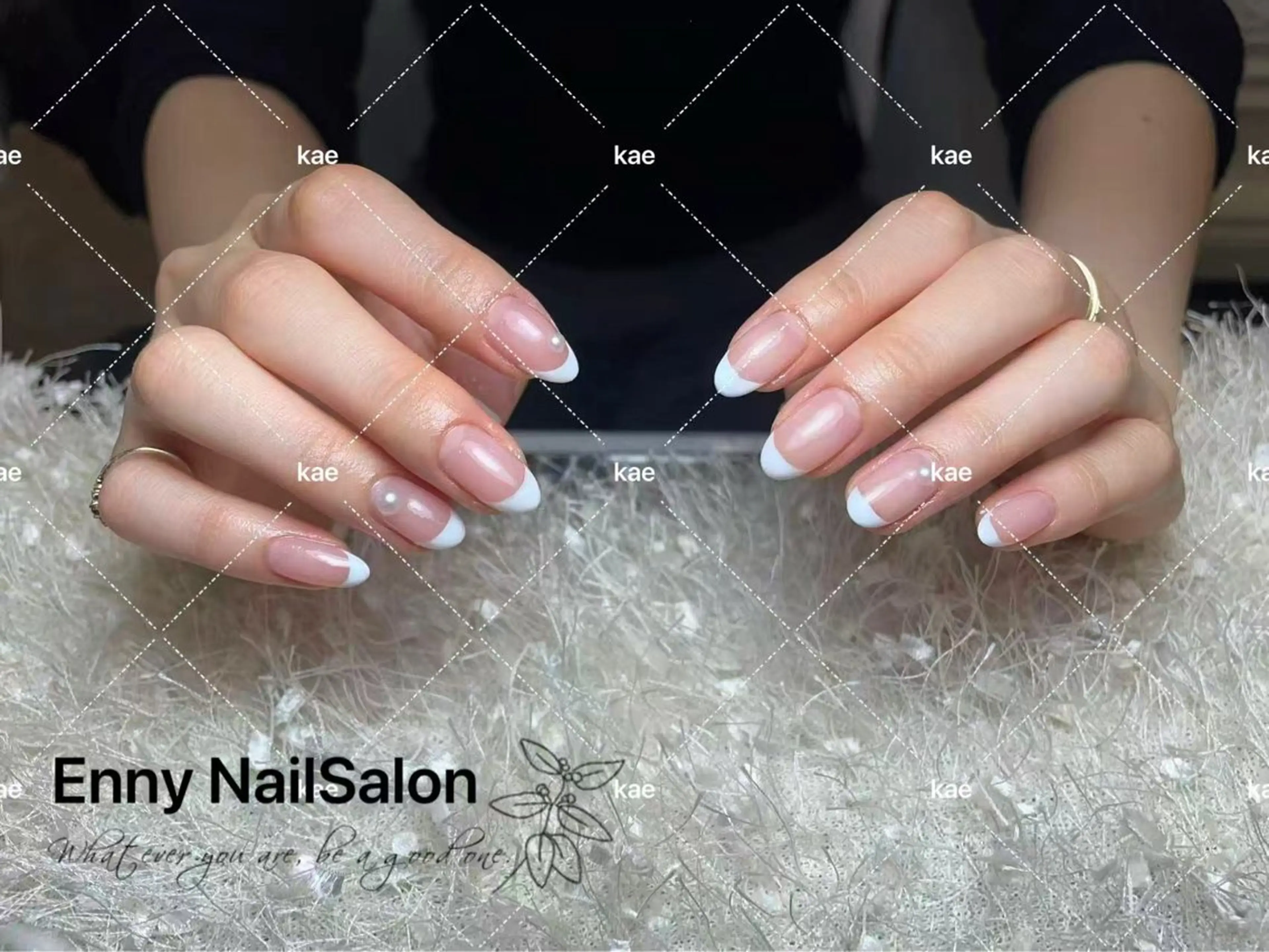 ネイル チークネイル フットネイル フレンチネイル ジェルネイル ガラスフレンチ ハンドネイル Enny nail salonのネイルデザイン