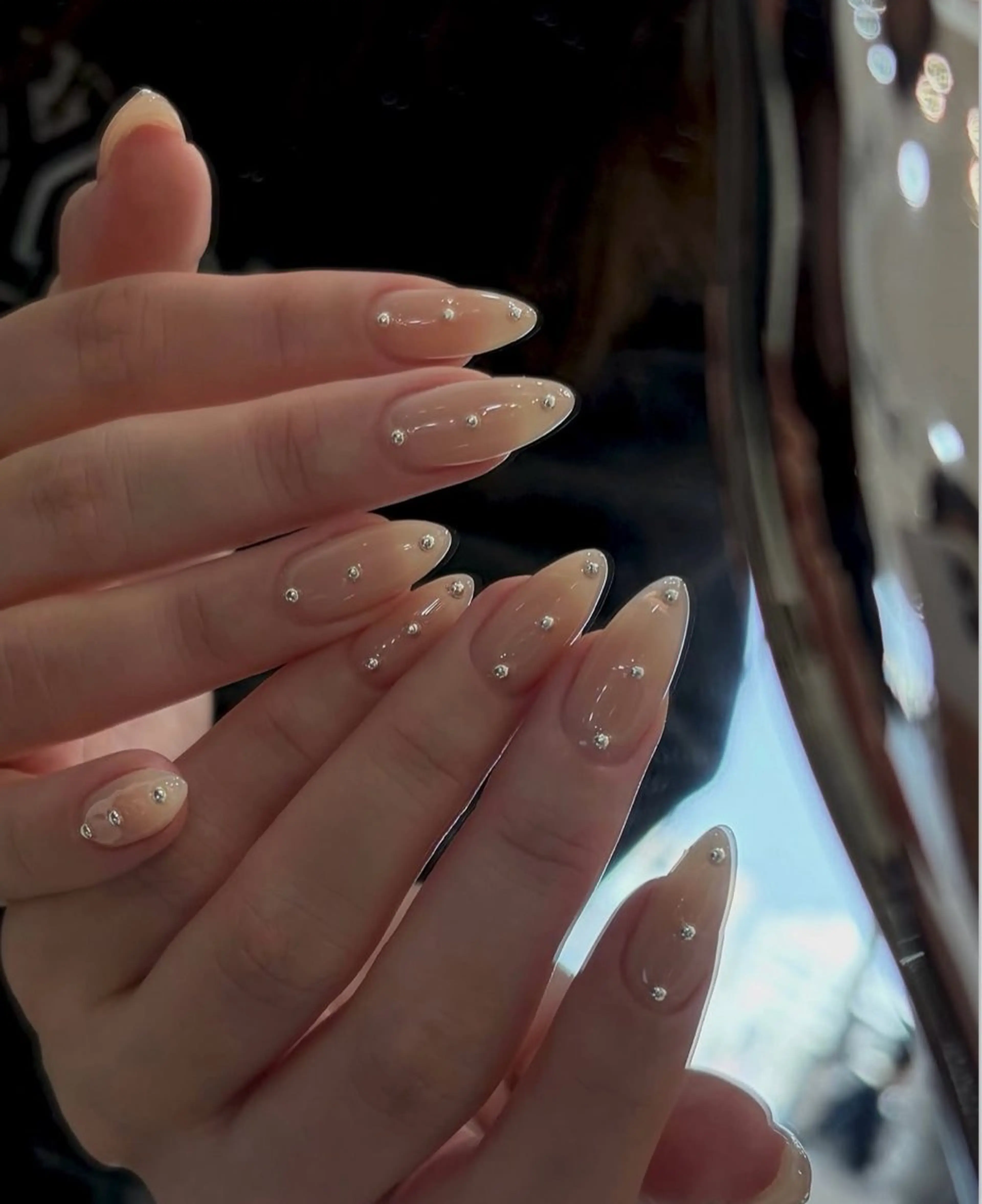セミロング 韓国風ヘア Aila Nail ShinOkuboのネイルデザイン