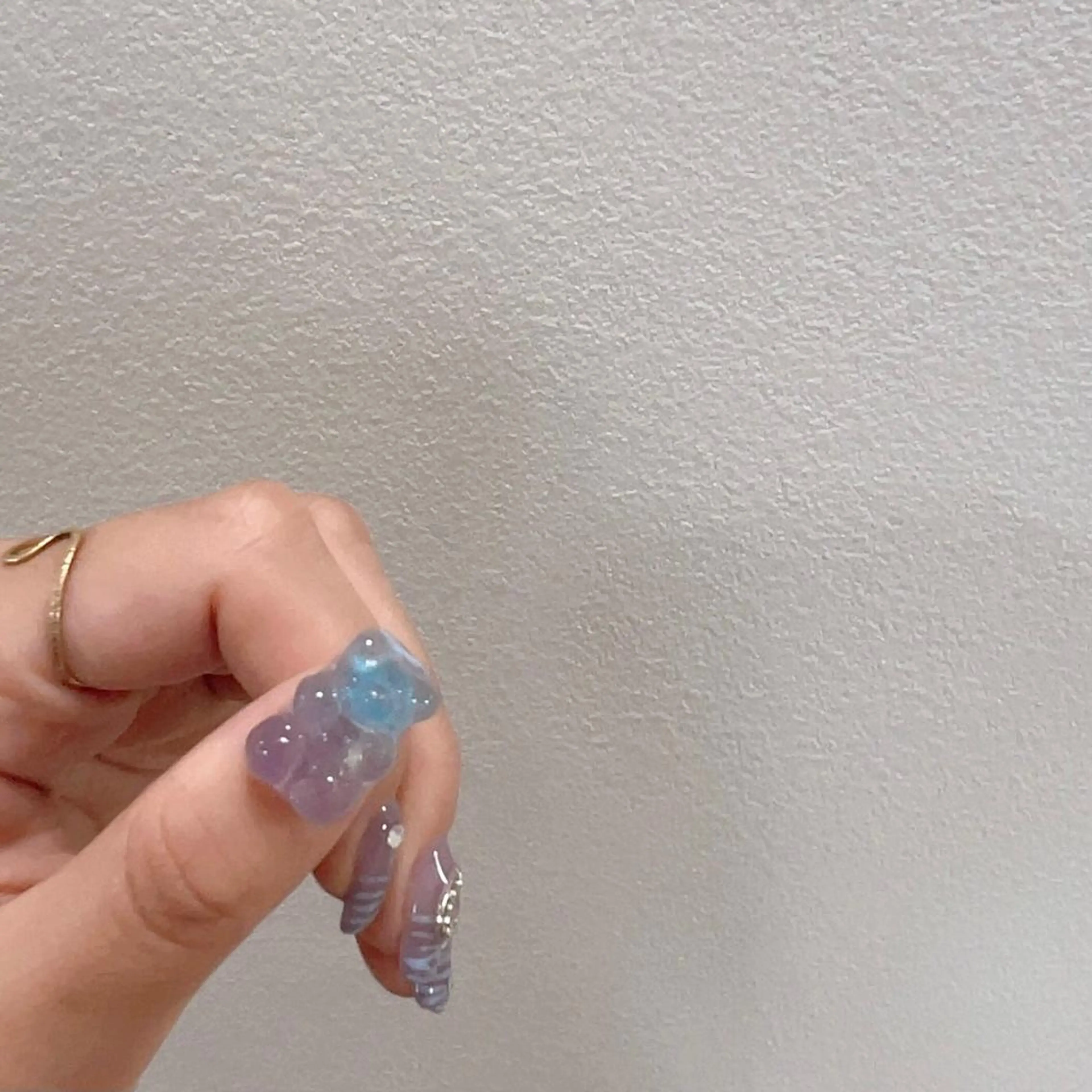 ネイル パラあり！フィルイン 美フォルムのネイルデザイン