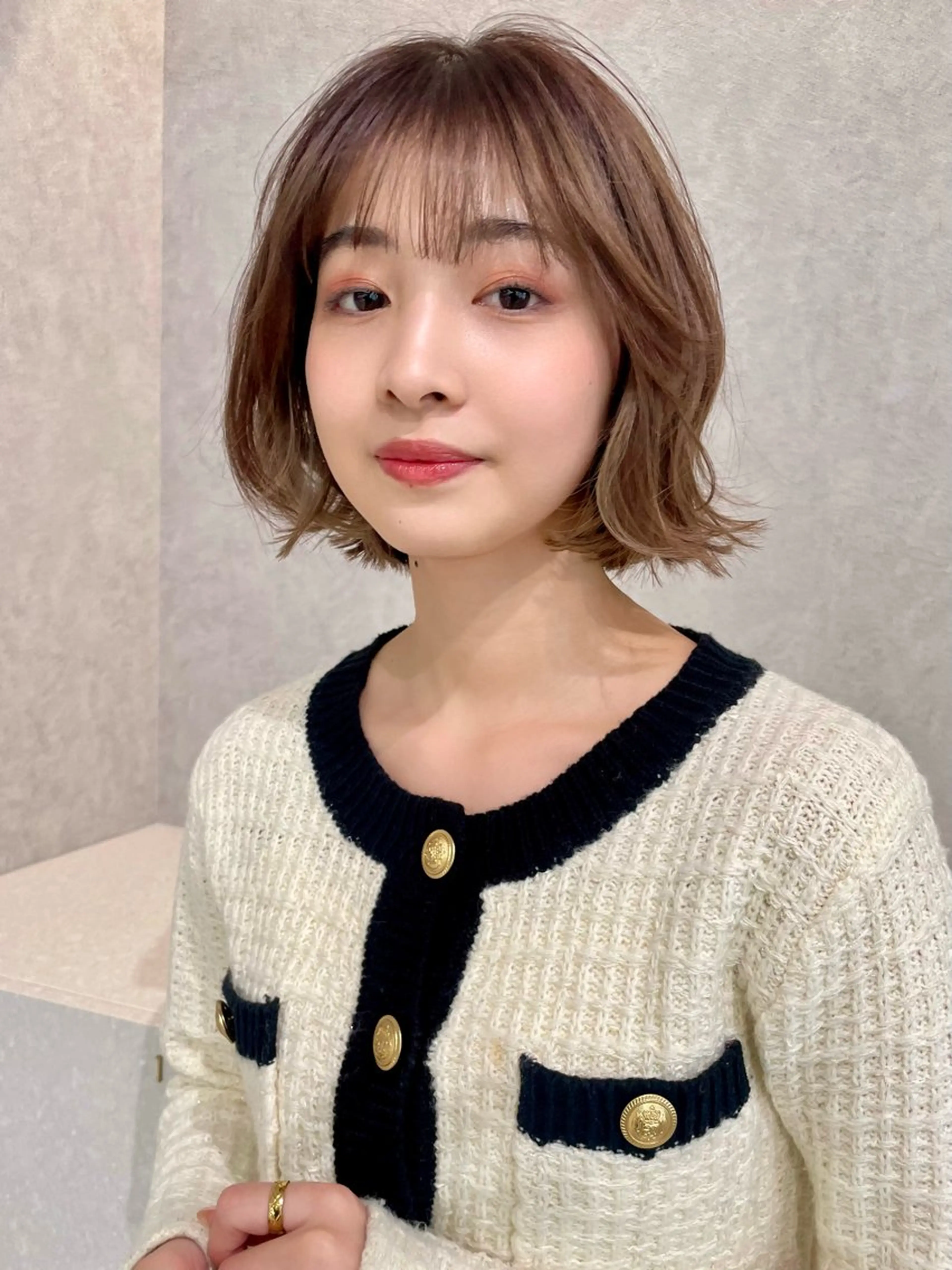 ショート 三鷹で1番ショート ボブをカットする新谷のヘアスタイル