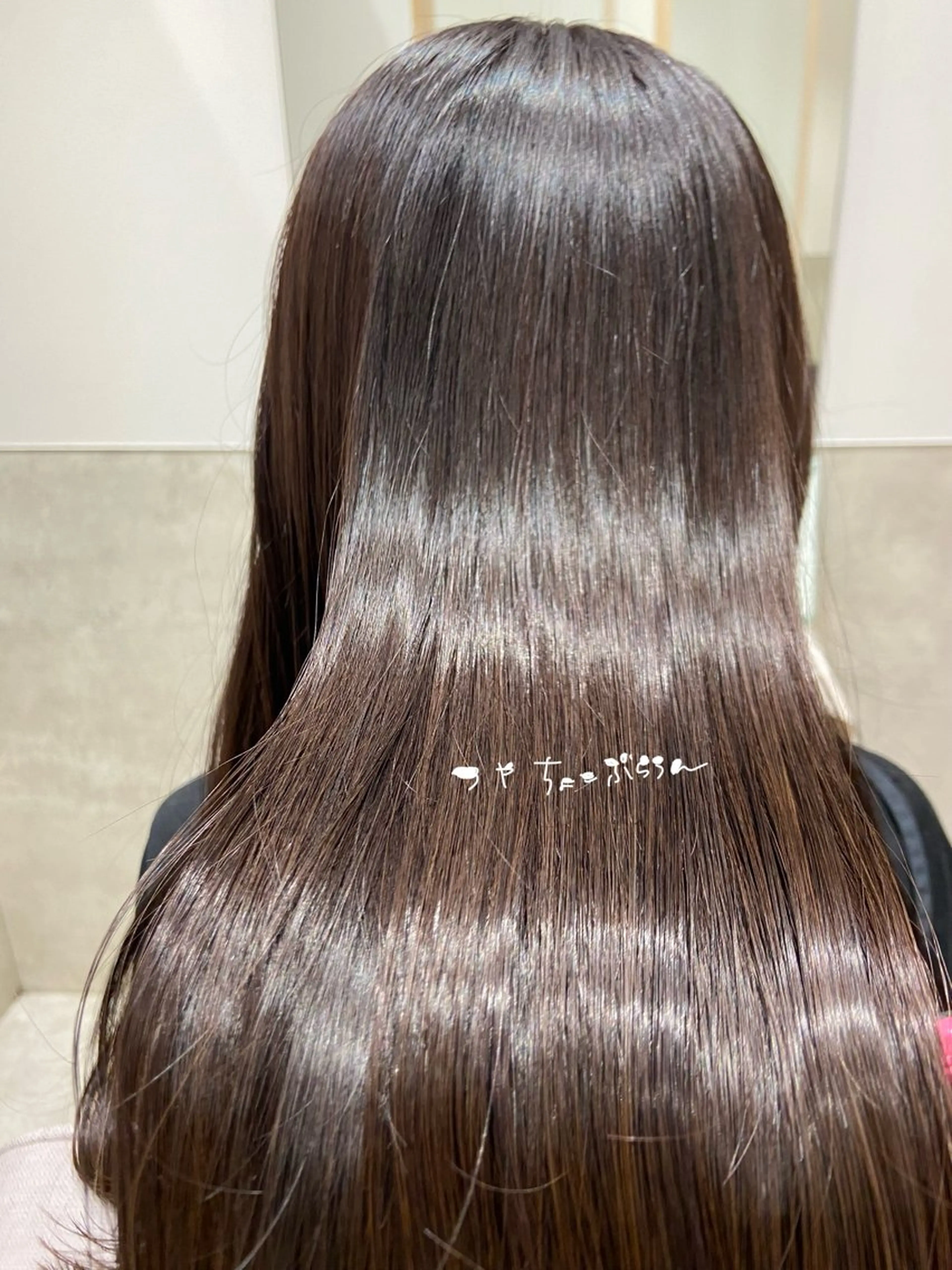 ロング カラー しみず さきのヘアスタイル
