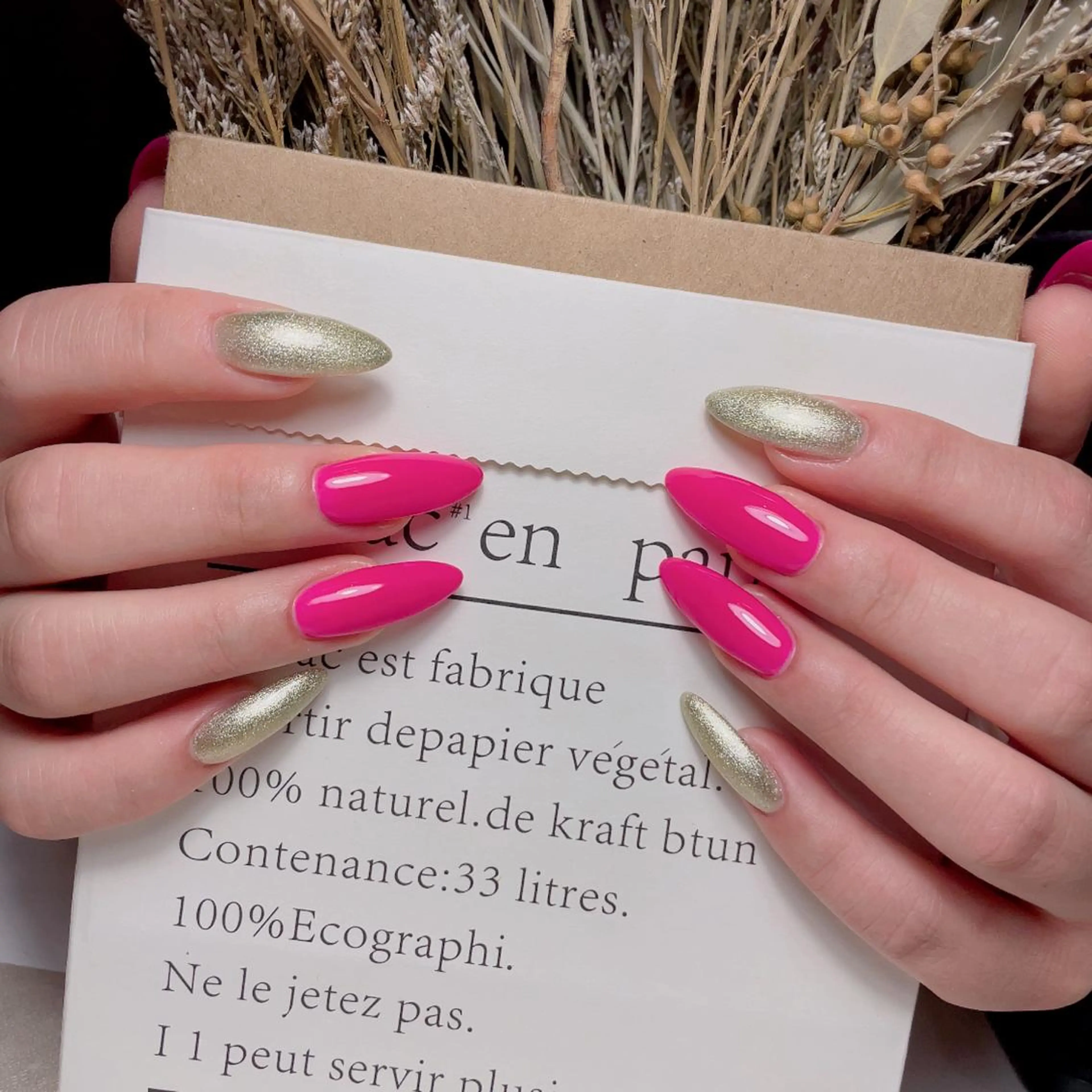 ネイル 南野 由希のネイルデザイン