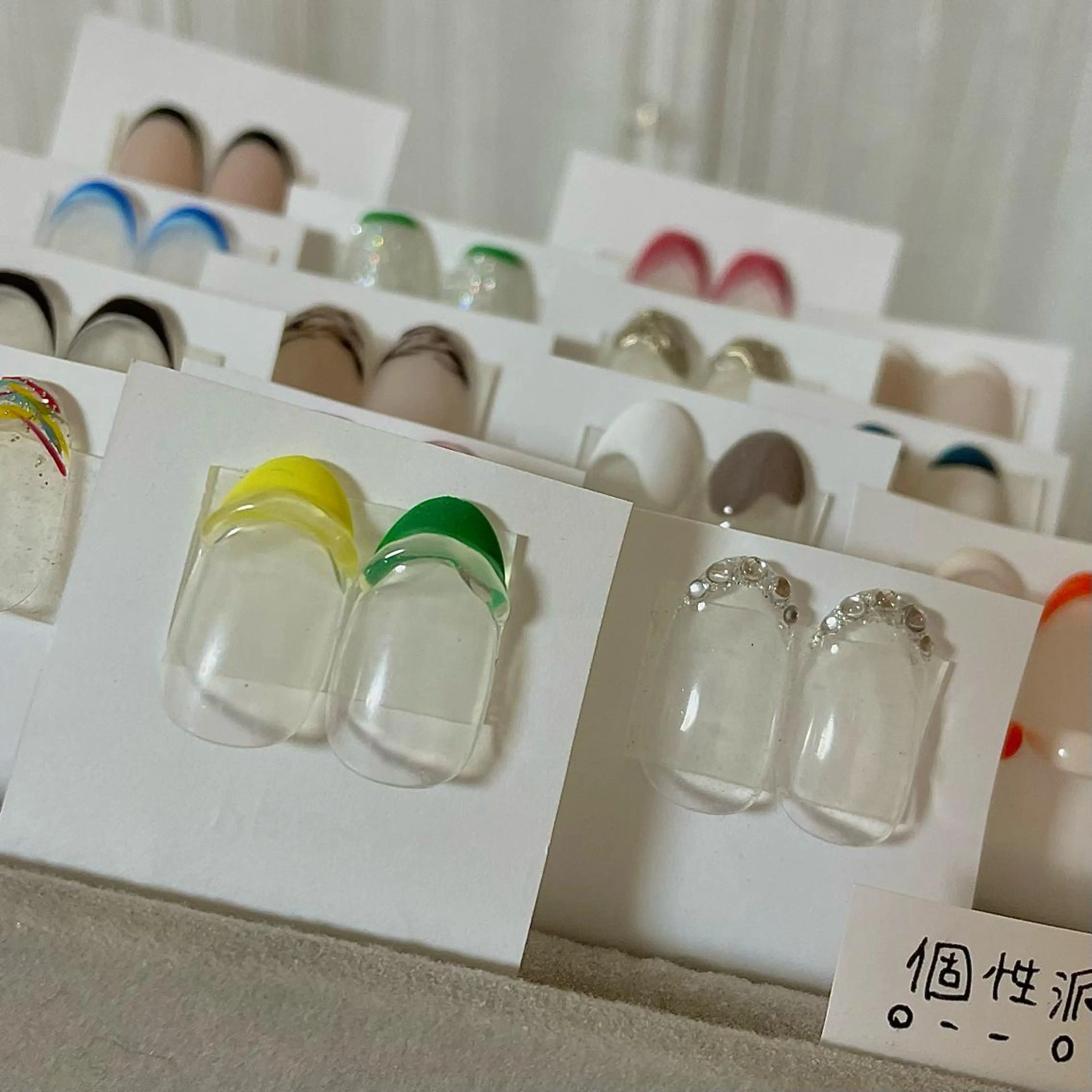 ネイル フレンチネイル ハンドネイル Nailsalon BLOOM🌷 山崎のネイルデザイン