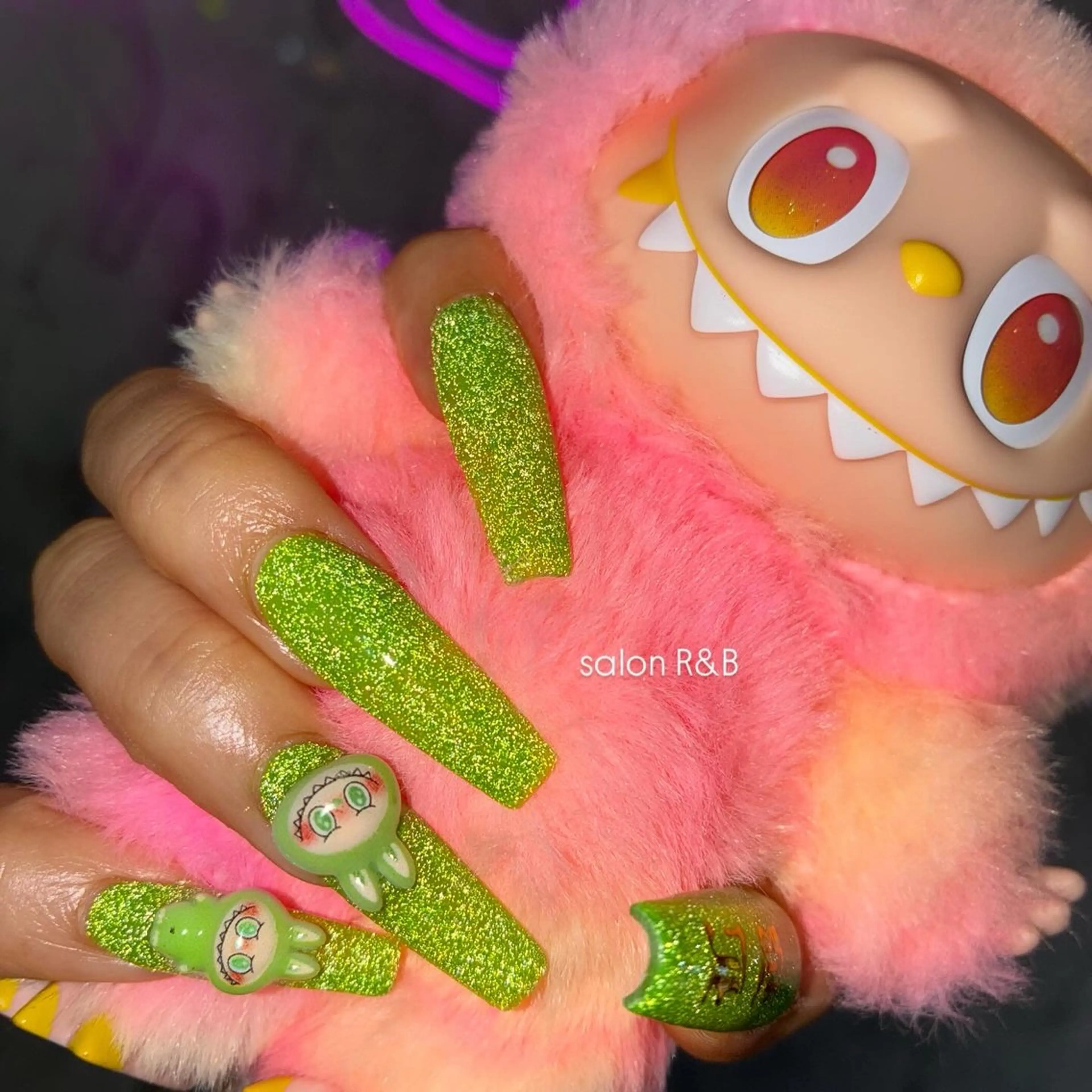 ネイル ハンドネイル salon R&B Jr.ネイリストのネイルデザイン