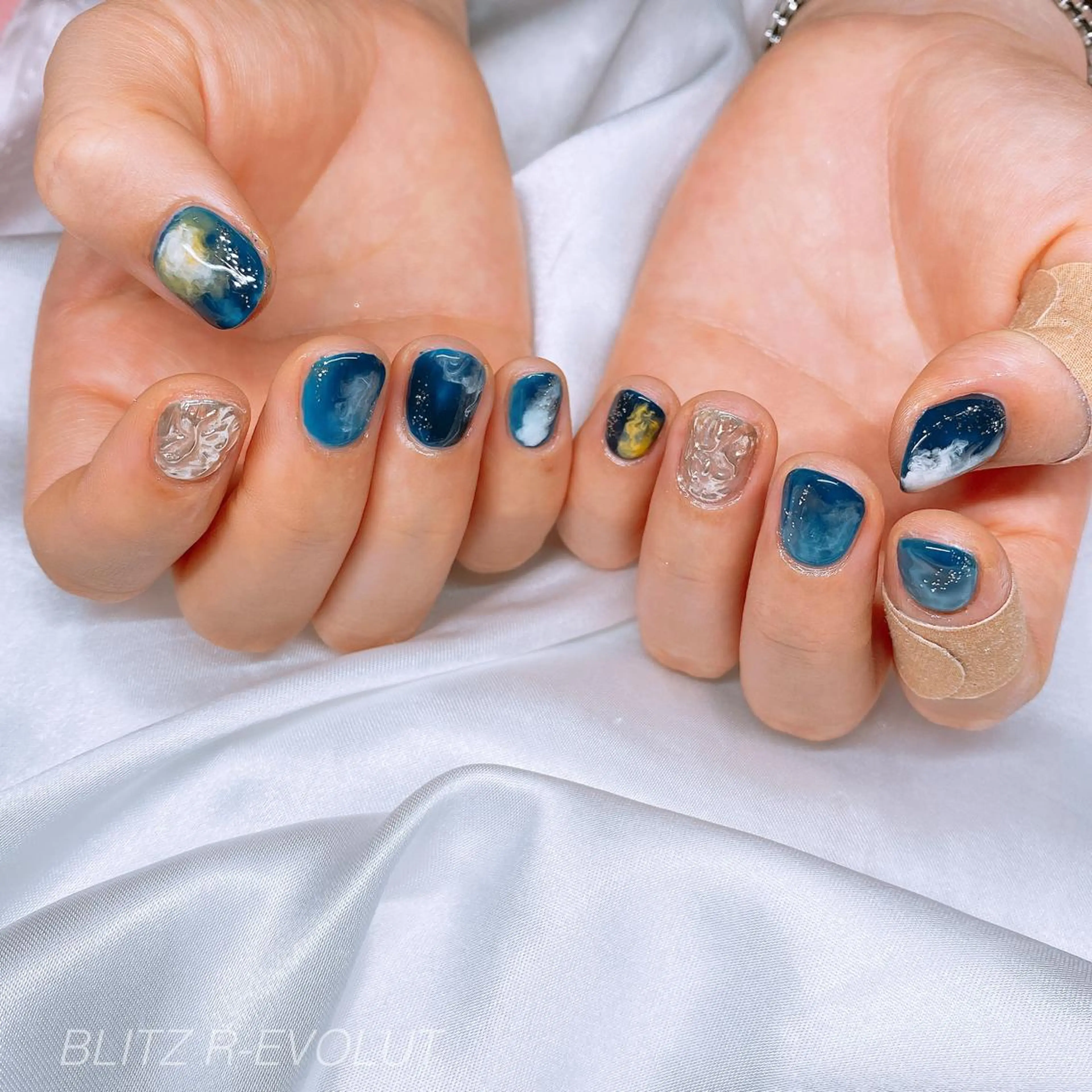 ネイル ☁️BLITZ 🎀笠原雪音🎀のネイルデザイン