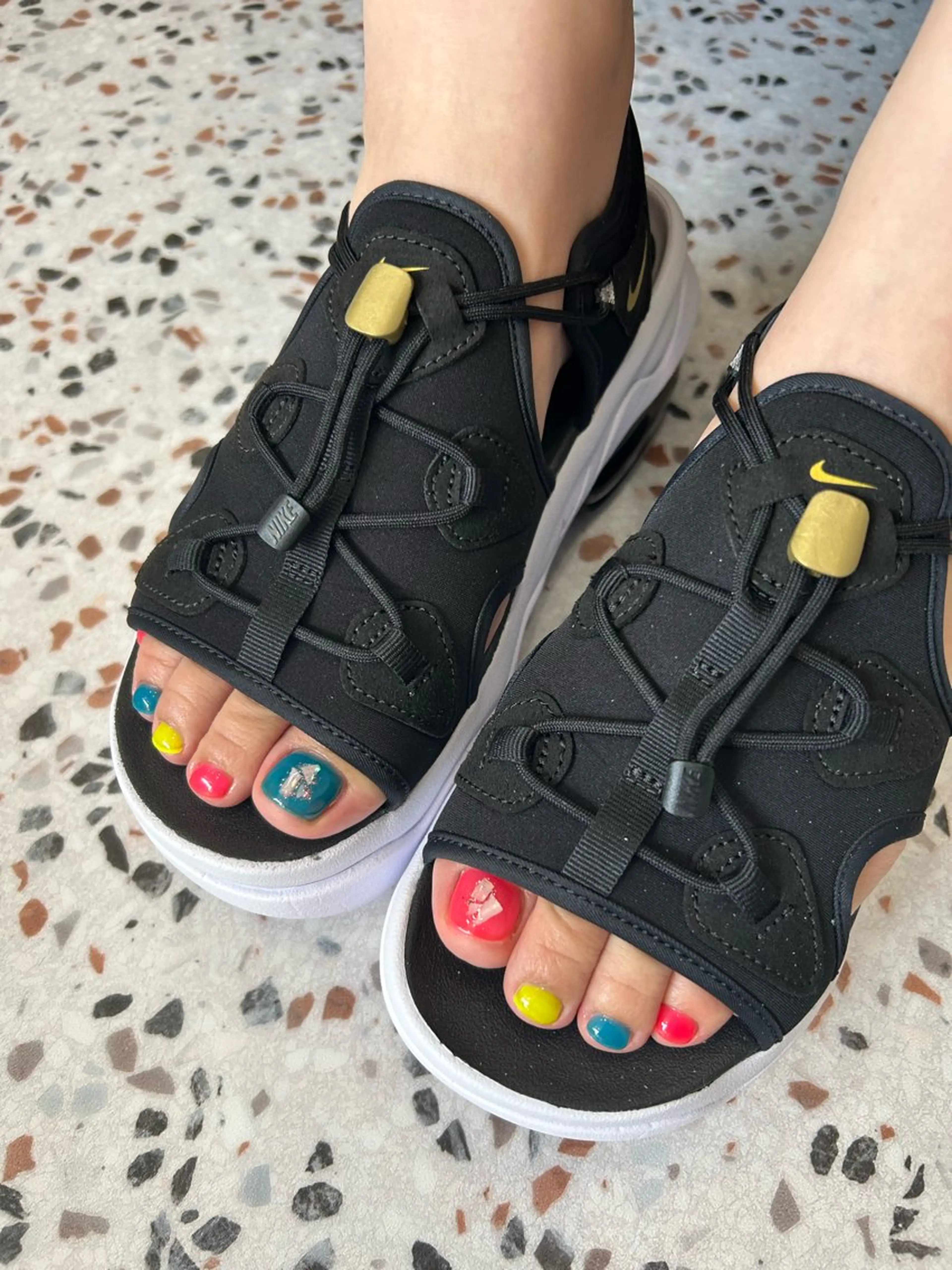 ネイル 小松 千冬snazzyのネイルデザイン