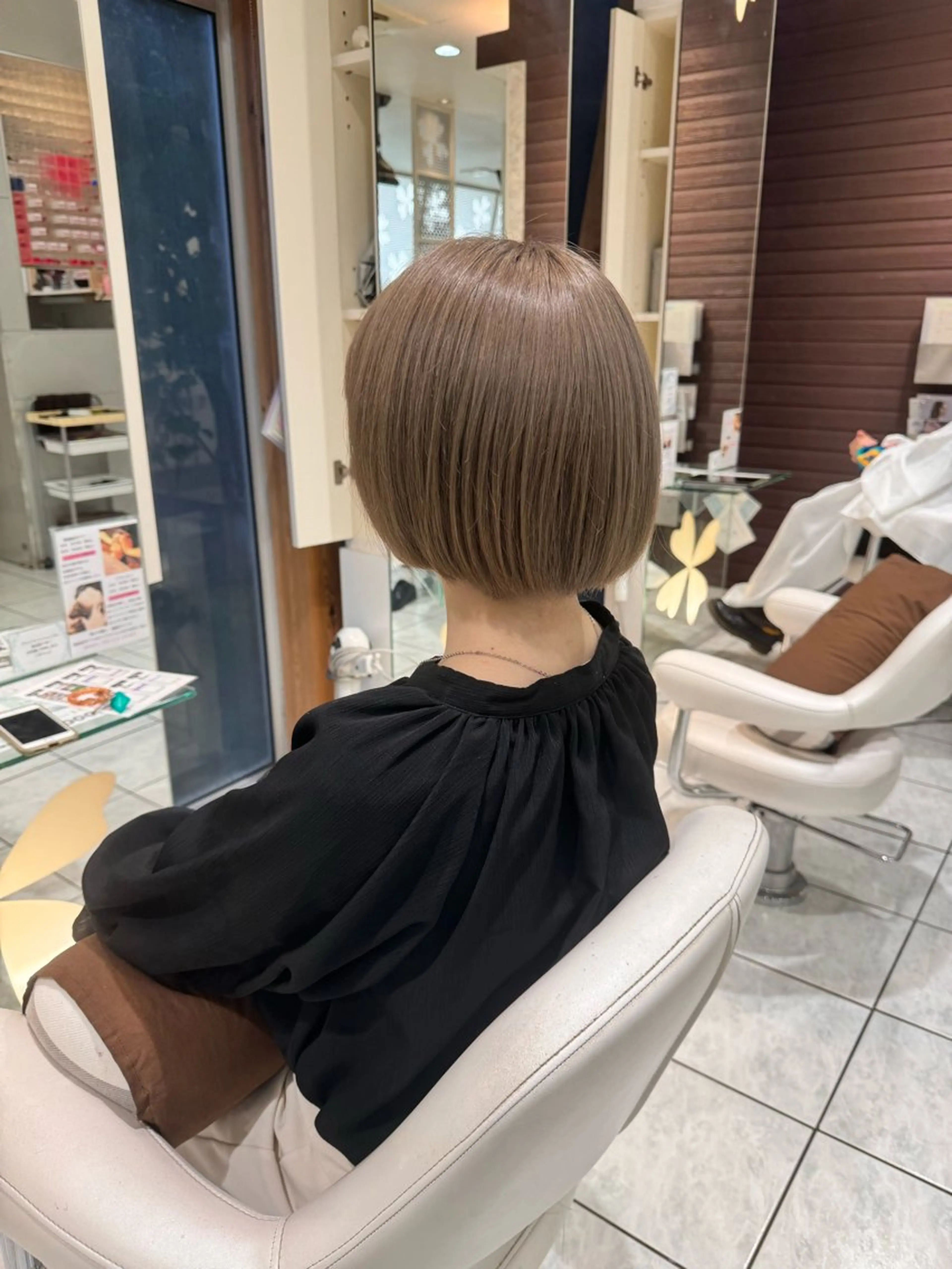 ショート カラー アライズ所属・✨髪質改善✨ブリーチ 無しカラー山下竣介のヘアスタイル